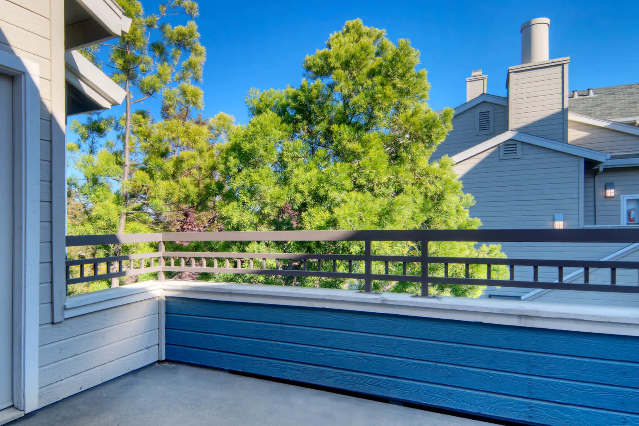 City Gate at Cupertino Apartments Cupertino, CA 95014