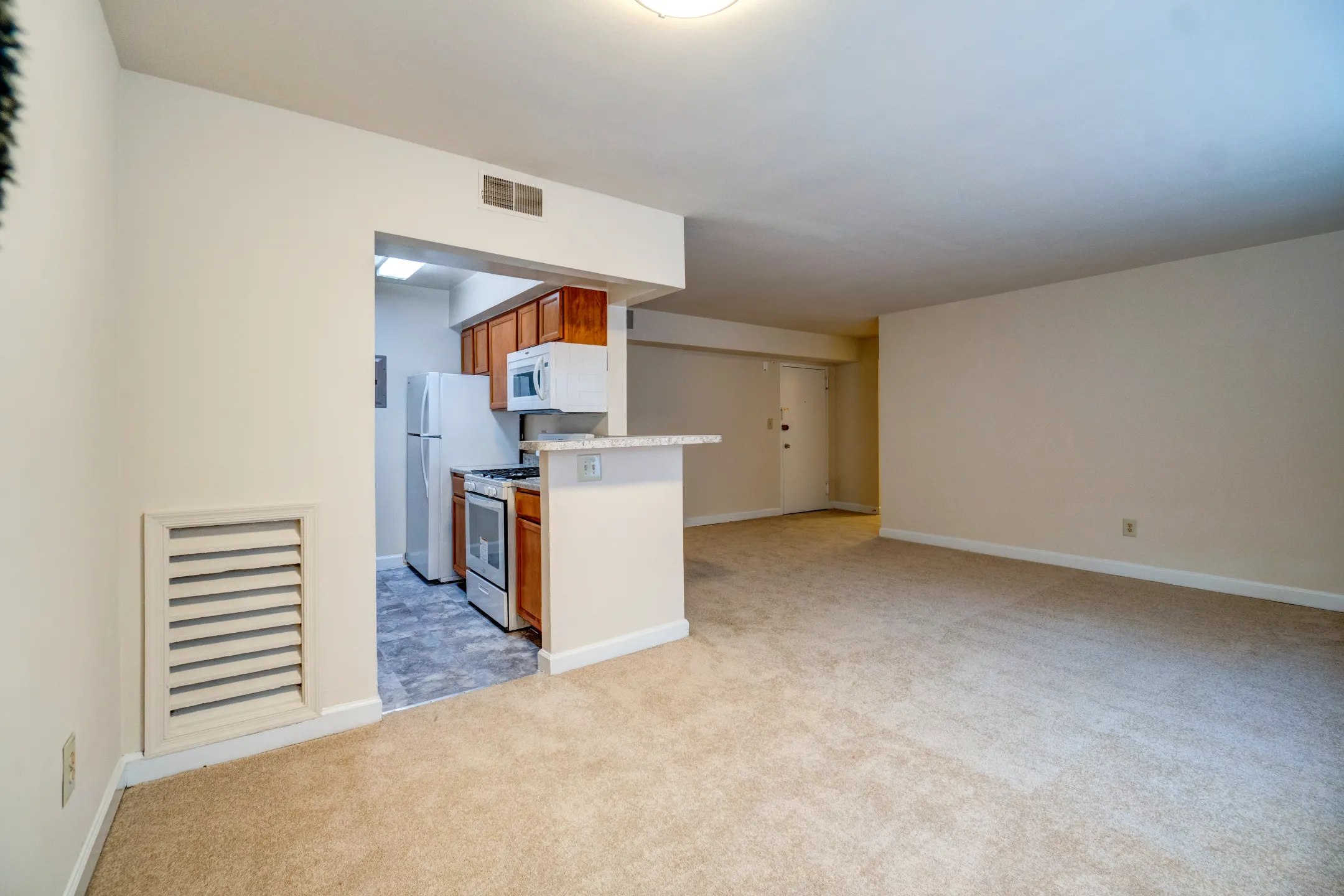 Manchester Manor Apartments - Silver Spring, MD 20901