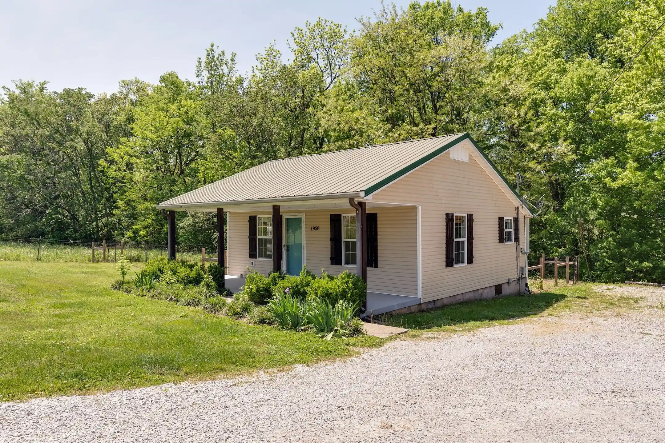 1956 Mooresville Pike  