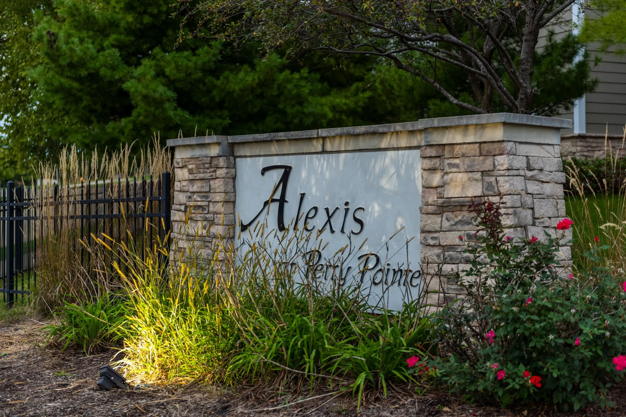 Community Signage - Alexis at Perry Pointe - Davenport, IA