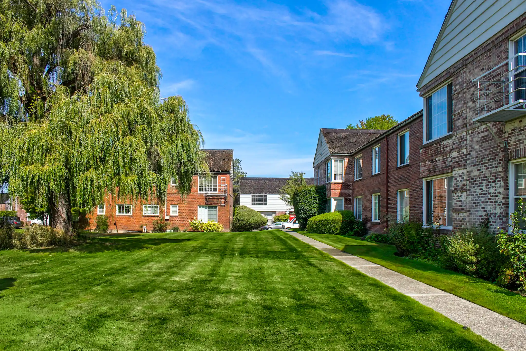 Edgewater Apartments 2411 42nd Ave E Seattle, WA for Rent Rent.