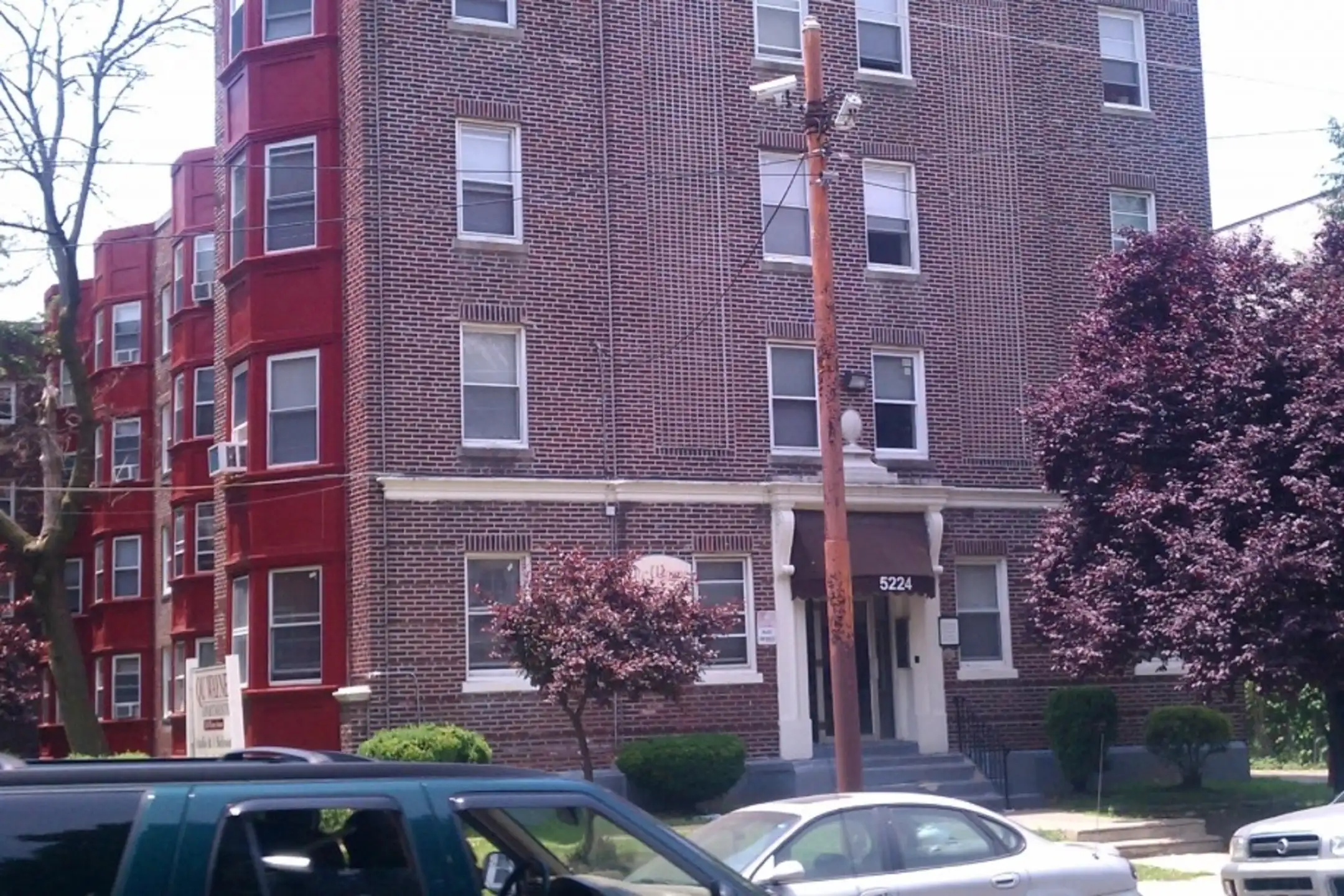 Building - Qu-Wayne - Philadelphia, PA