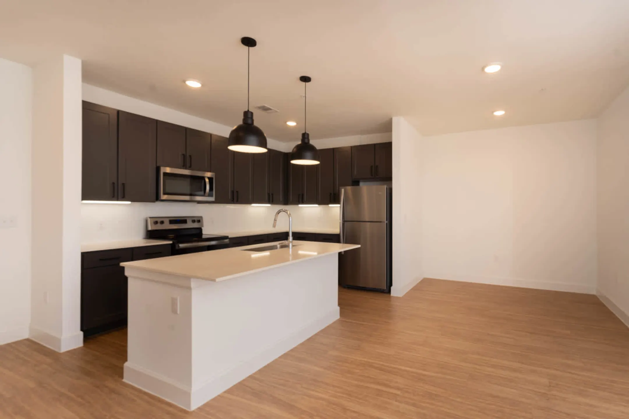 The Weaver Apartments Austin, TX 78702