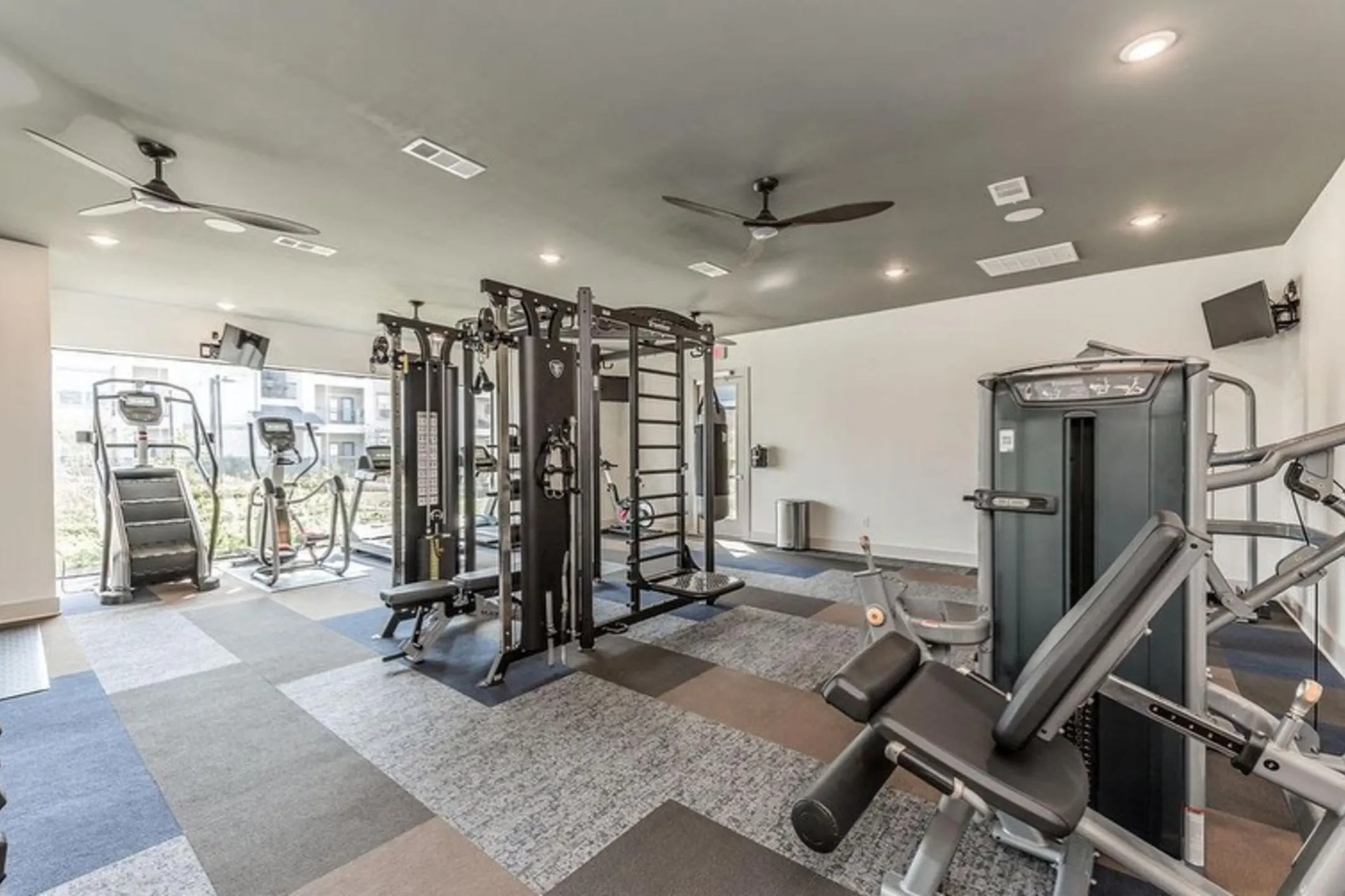 Fitness Weight Room - City Heights College Station - College Station, TX