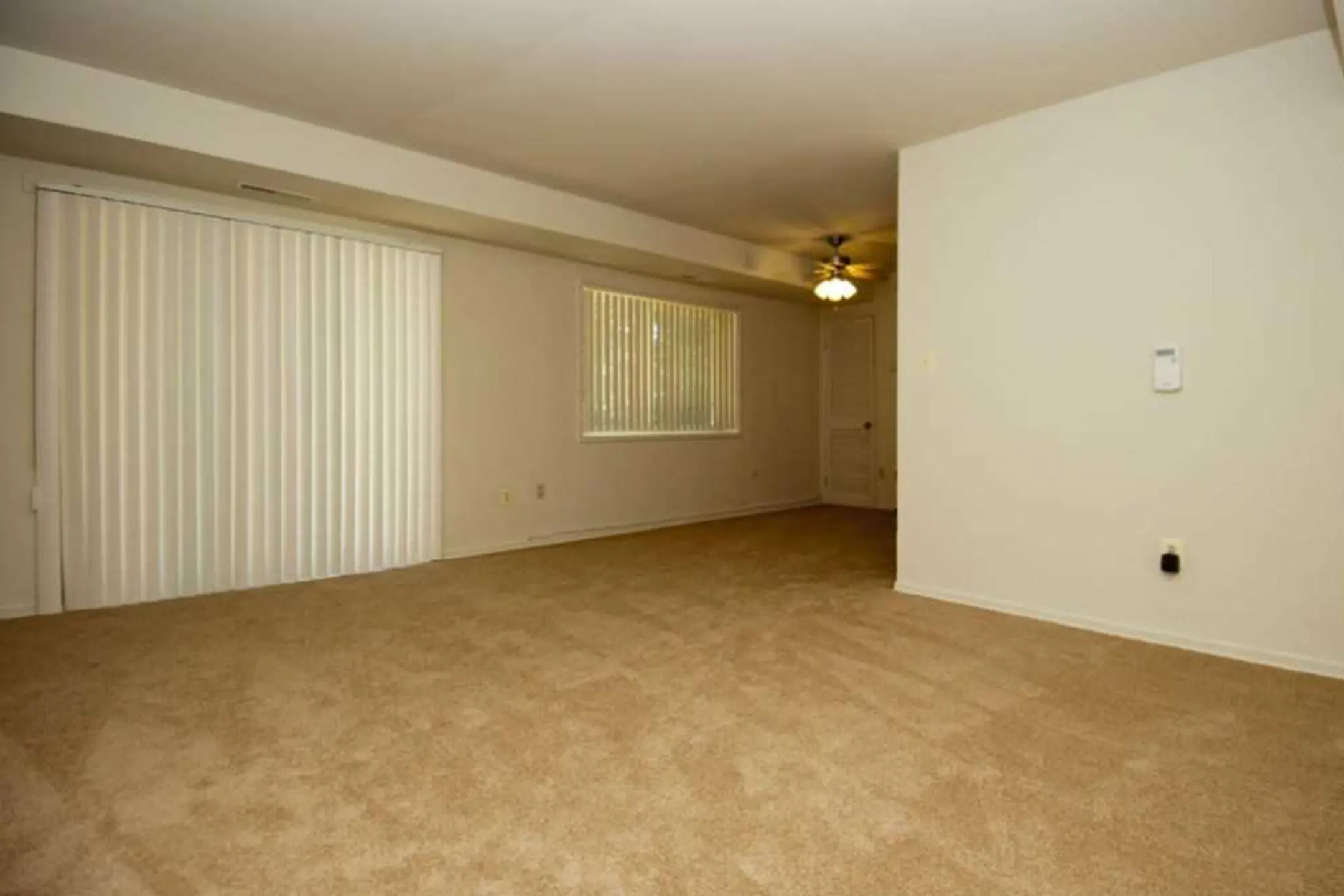 Living Room - Southview - Oxon Hill, MD