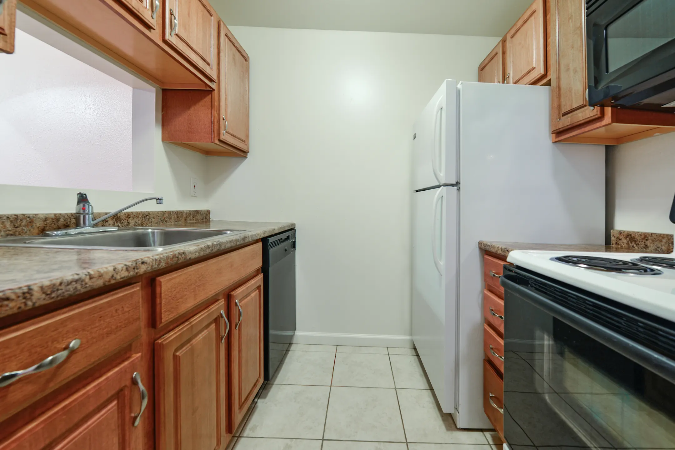 Maple Ridge 564 Water St Chardon, OH Apartments for Rent Rent.