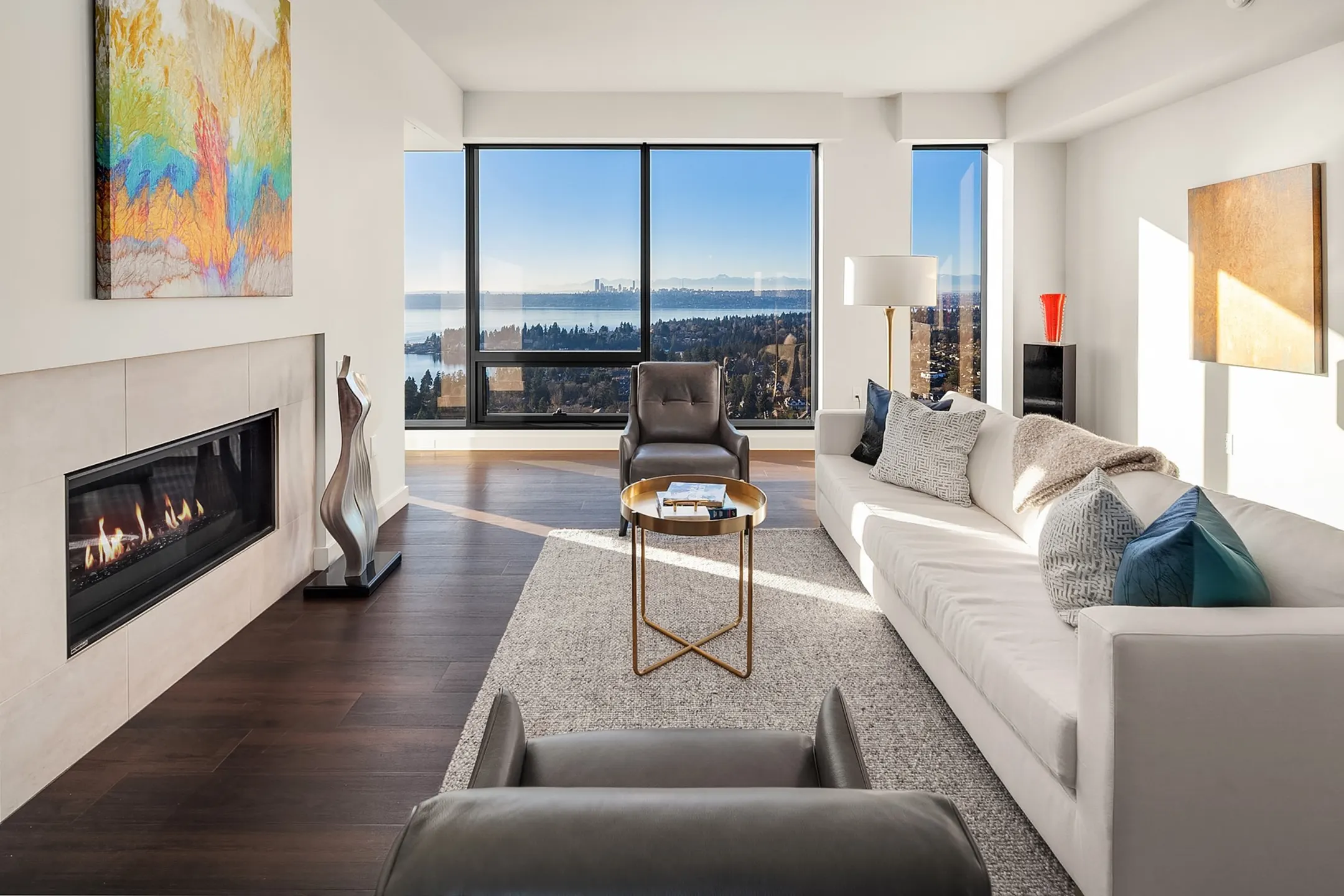 Living Room - Two Lincoln Tower - Bellevue, WA