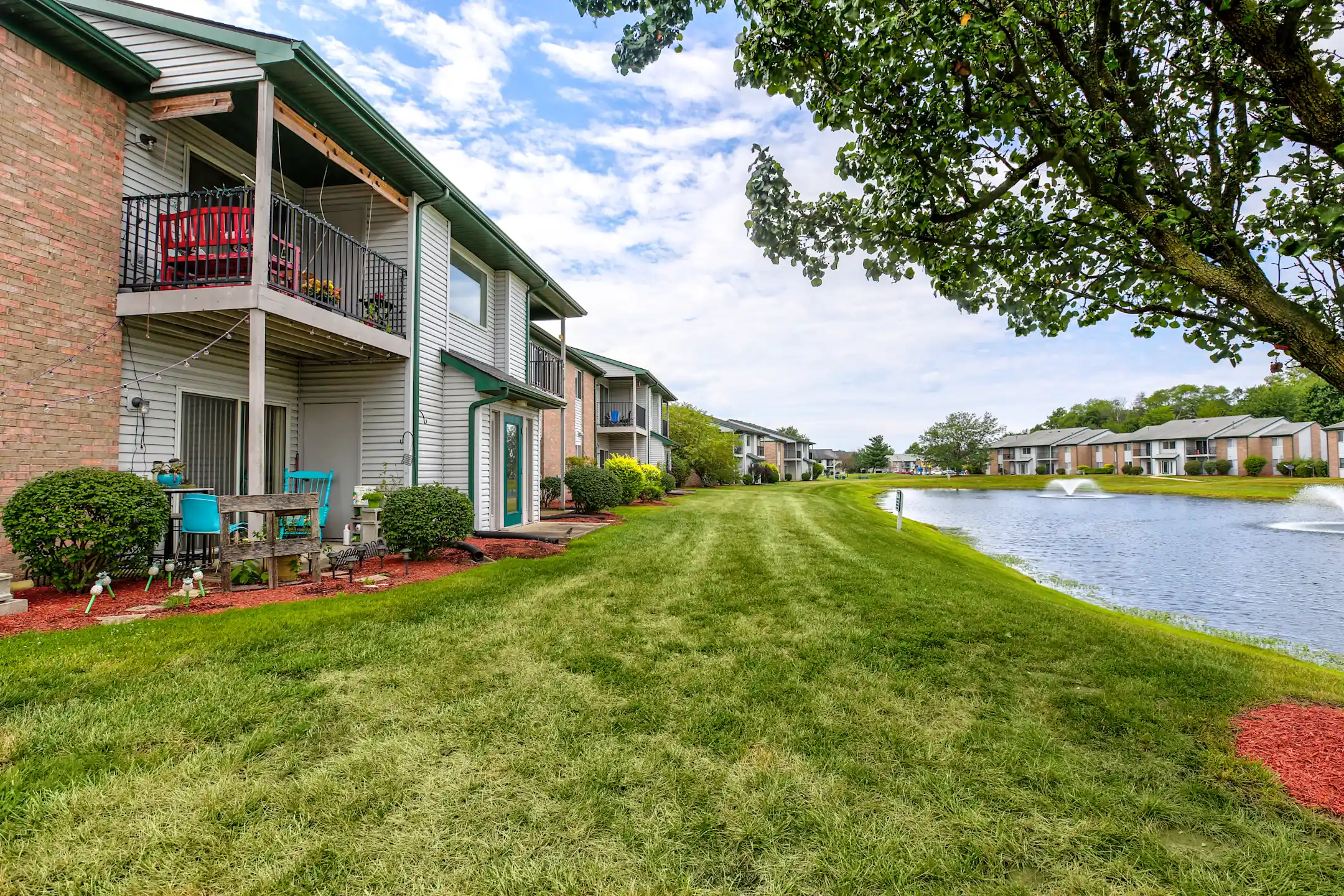 A Sanctuary For Nature Lovers: Sycamore Springs Apartments' Verdant Surroundings