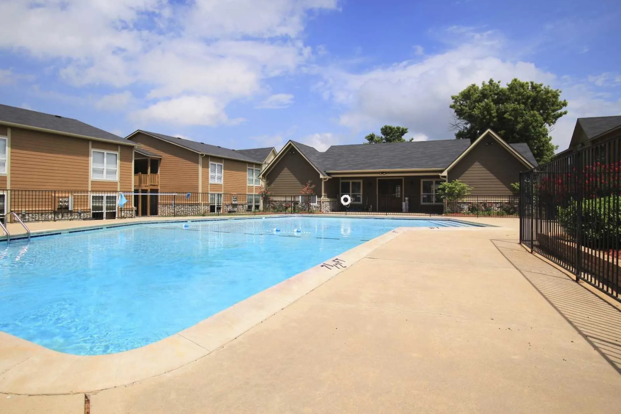 Pool - Cottages at Hefner Road - Oklahoma City, OK