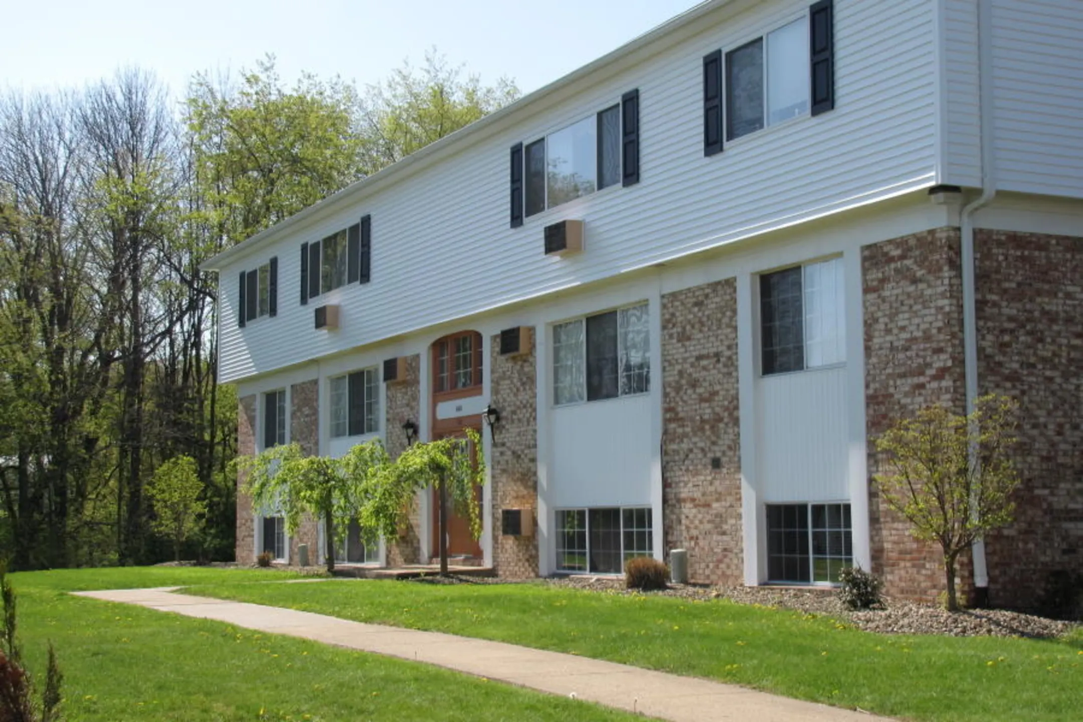 Penn Grove Colony Apartments Apartments Grove City, PA 16127