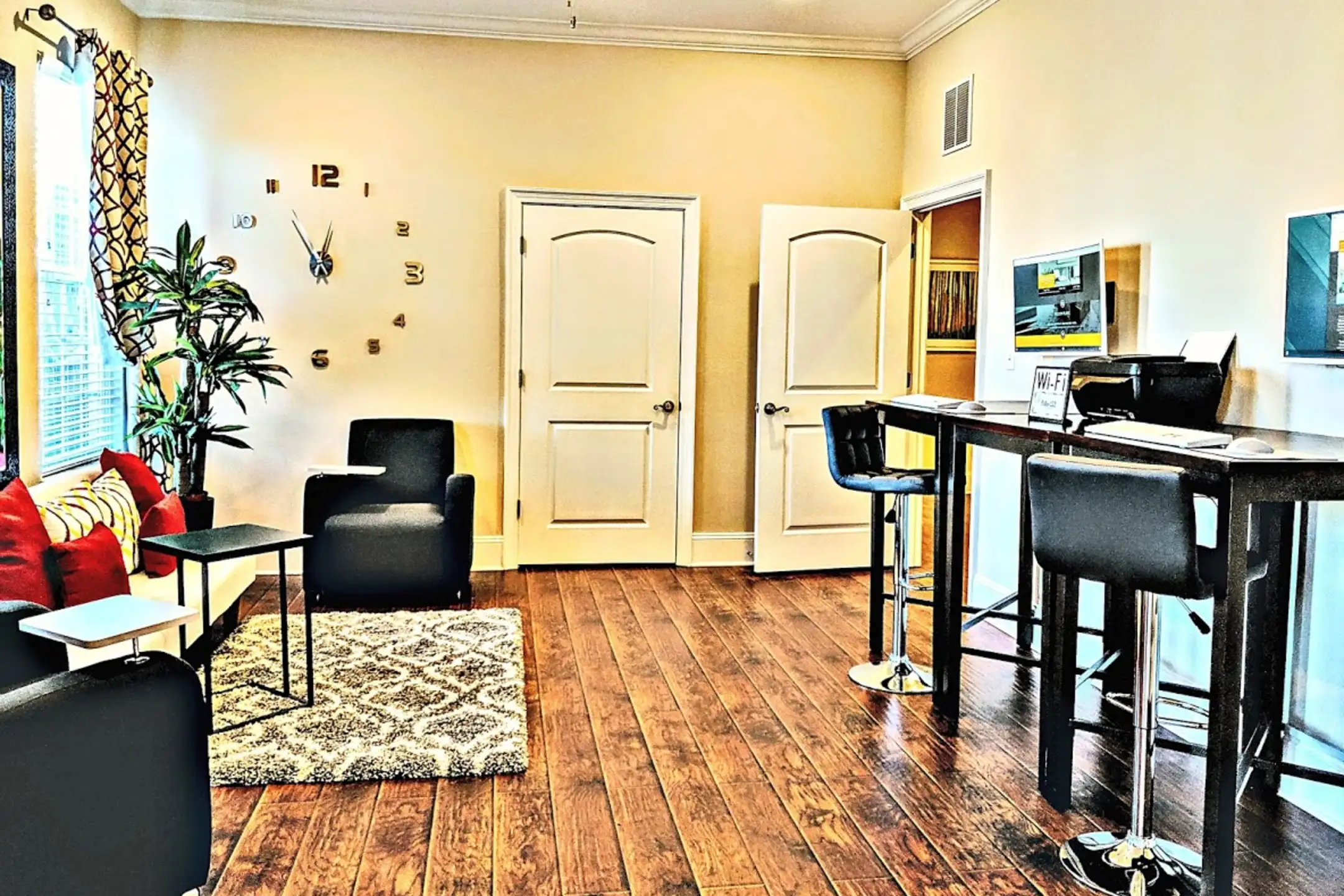 The Charleston Apartments Apartments Cordova, TN 38016