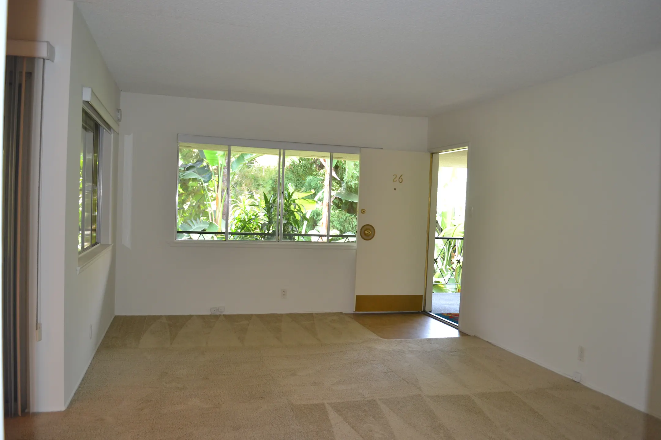 Continental Arcadia & Royal Gardens Apartments Arcadia, CA 91007