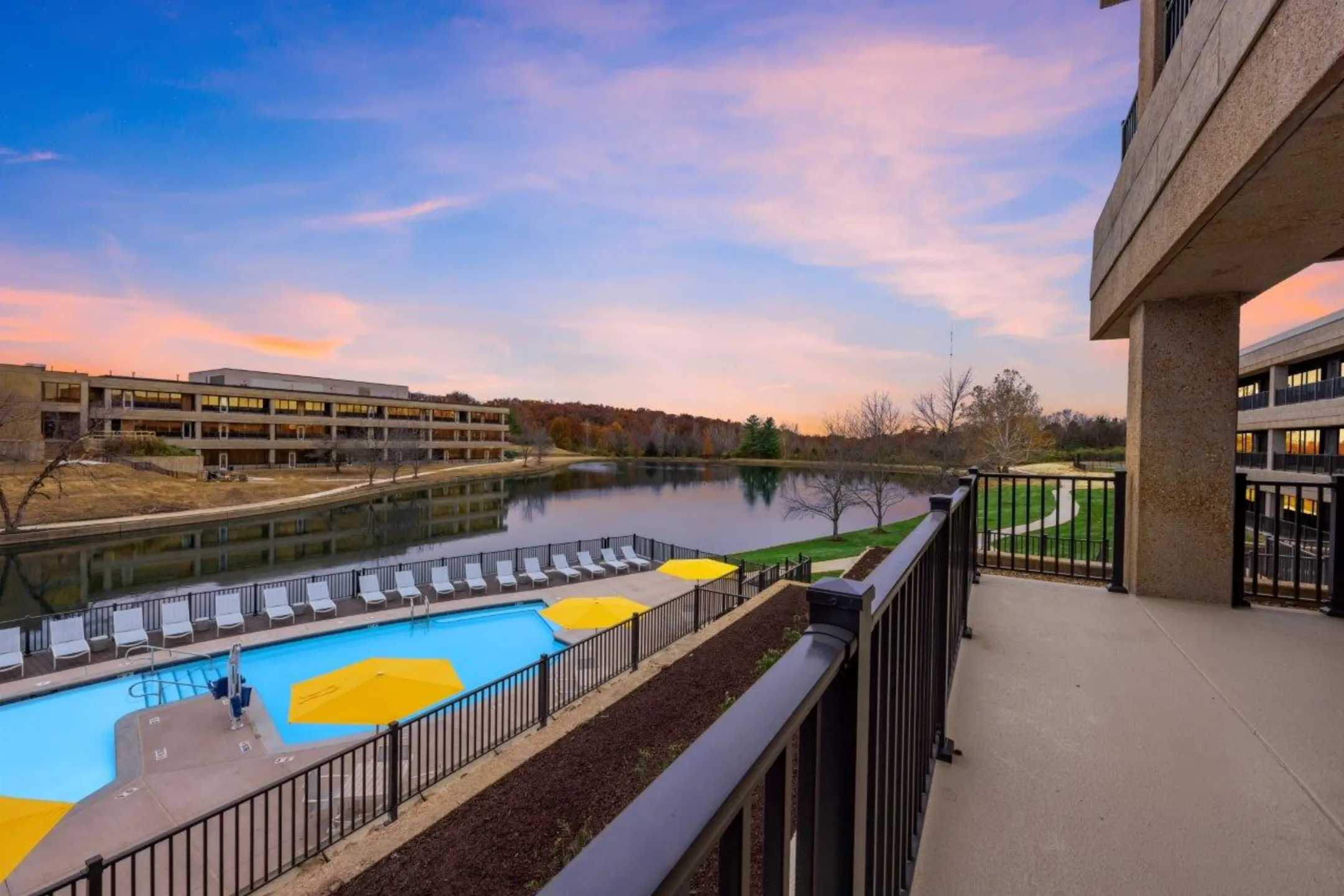 The Residences at Tesson Ridge Apartments - Saint Louis, MO 63128