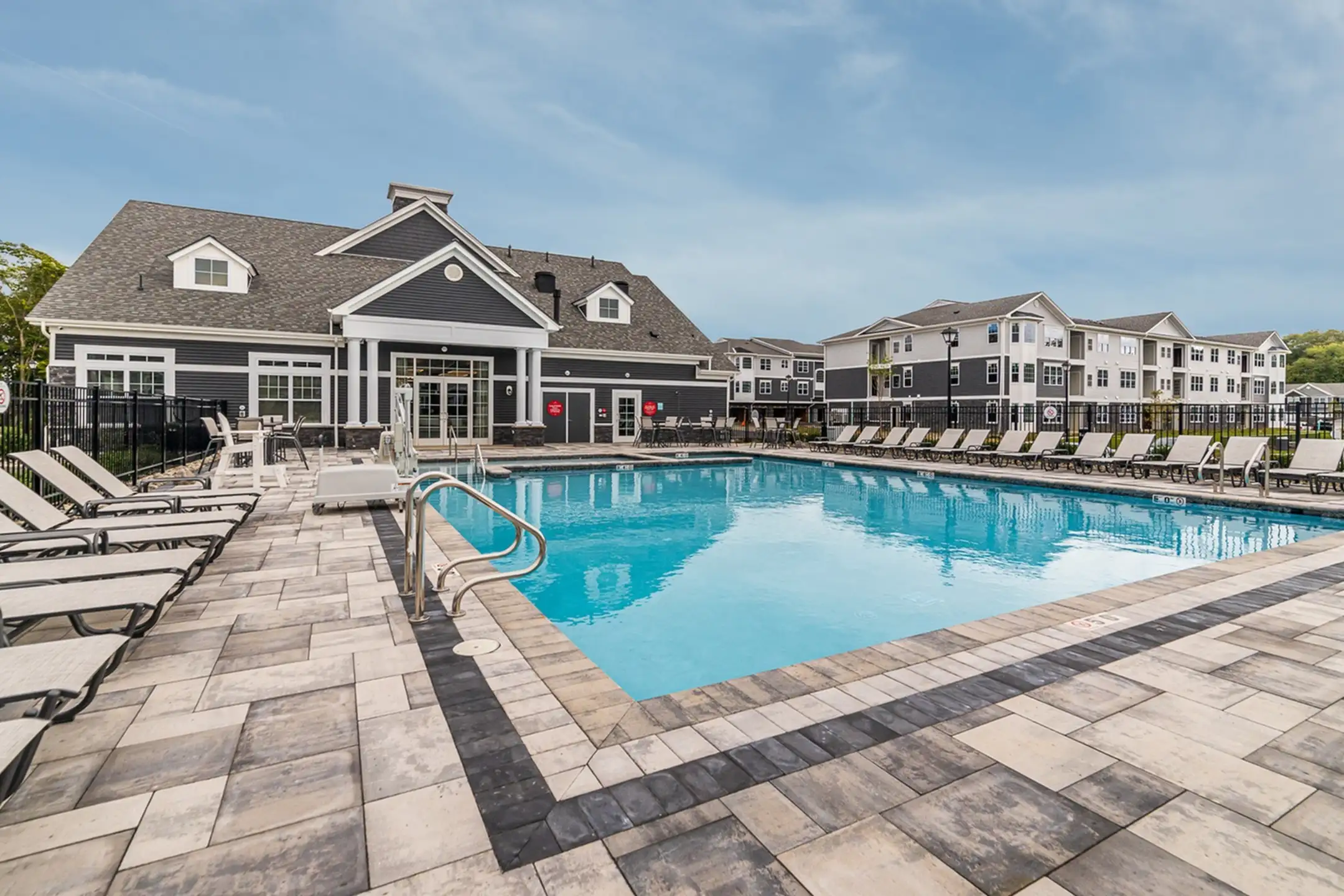 Camelot at Marlboro 98 Lukas Blvd. NJ Apartments for