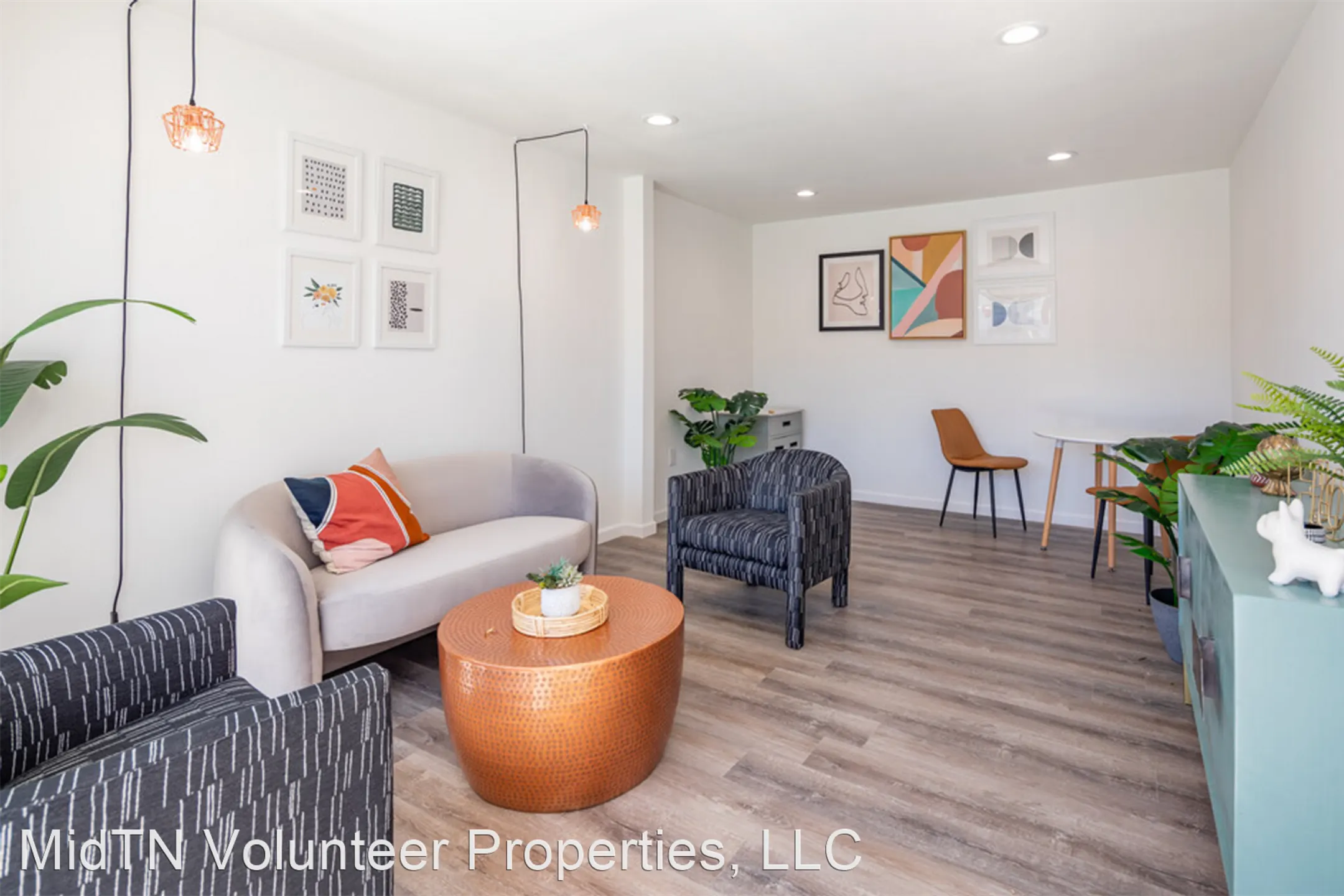 Sohana Apartments 311 West Trinity Lane Nashville, TN Apartments