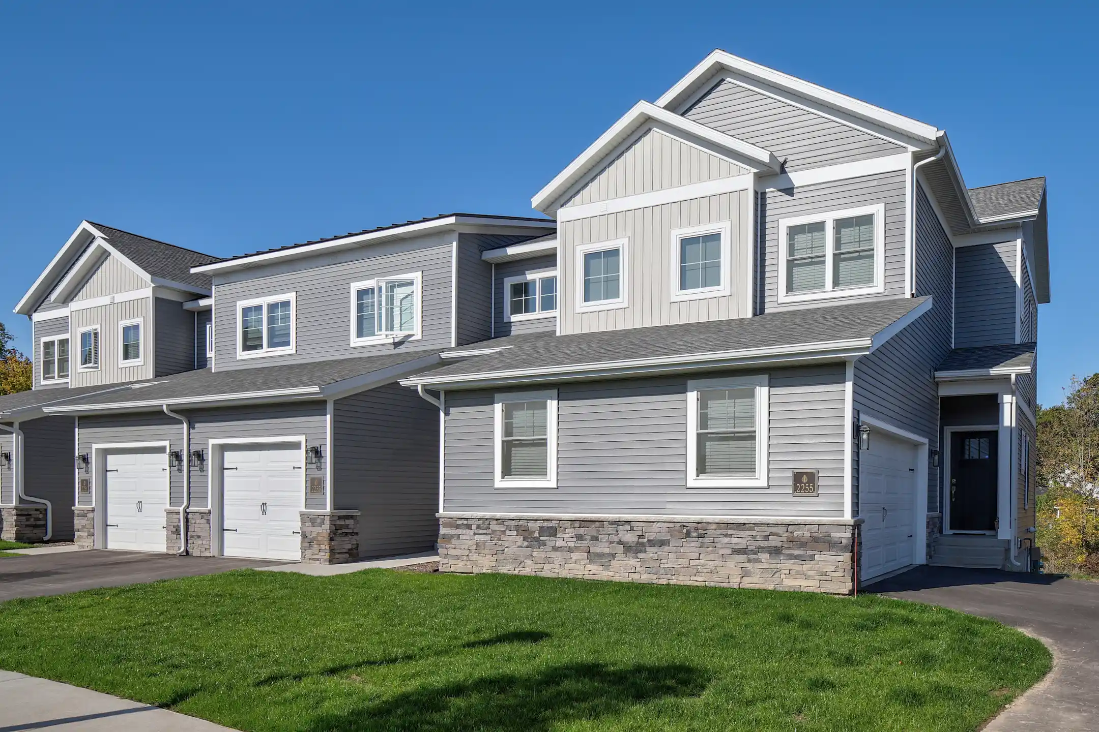 Michigan Meadows Townhomes Townhomes Grand Rapids, MI 49503