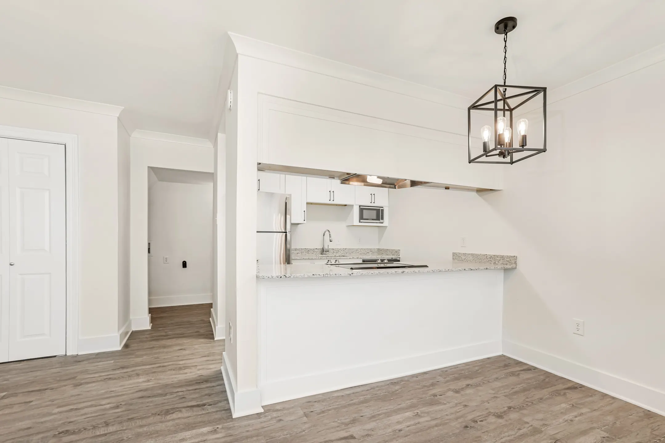 The Warwick Apartments Baton Rouge, LA 70809