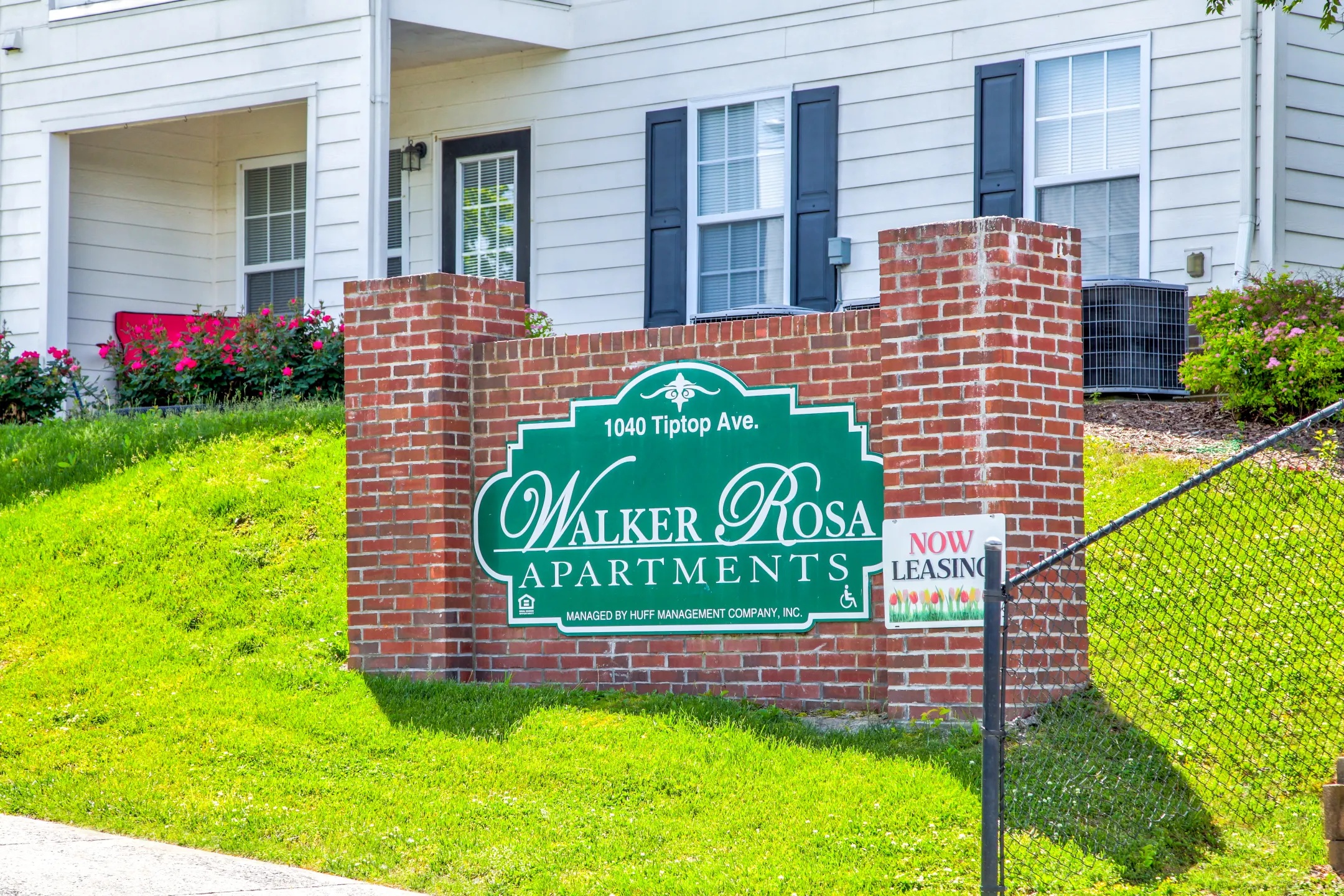 Community Signage - Walker Rosa Apartments - Kingsport, TN