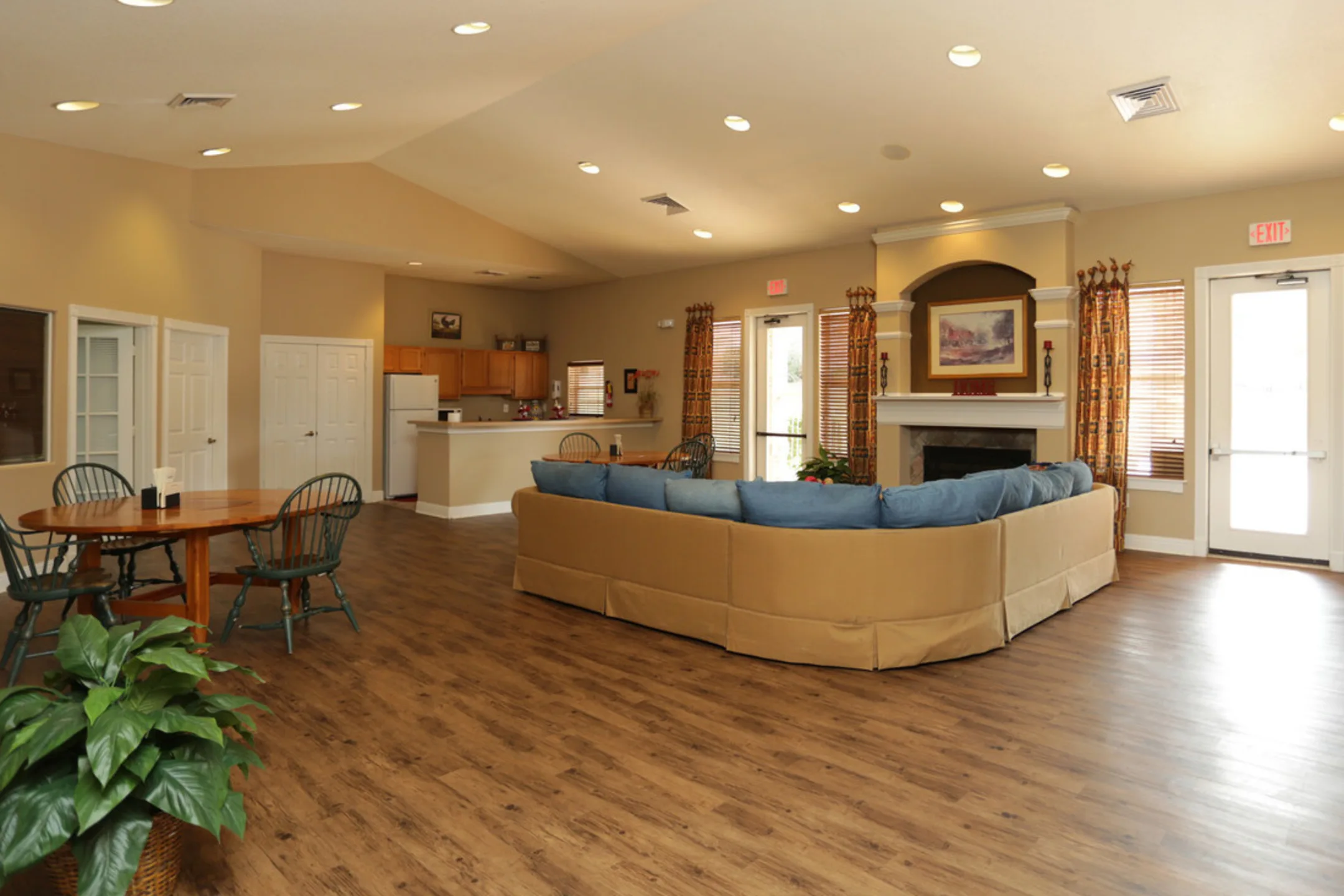 Robin's Landing Apartment Homes 320 Carl Vinson Pkwy Warner Robins