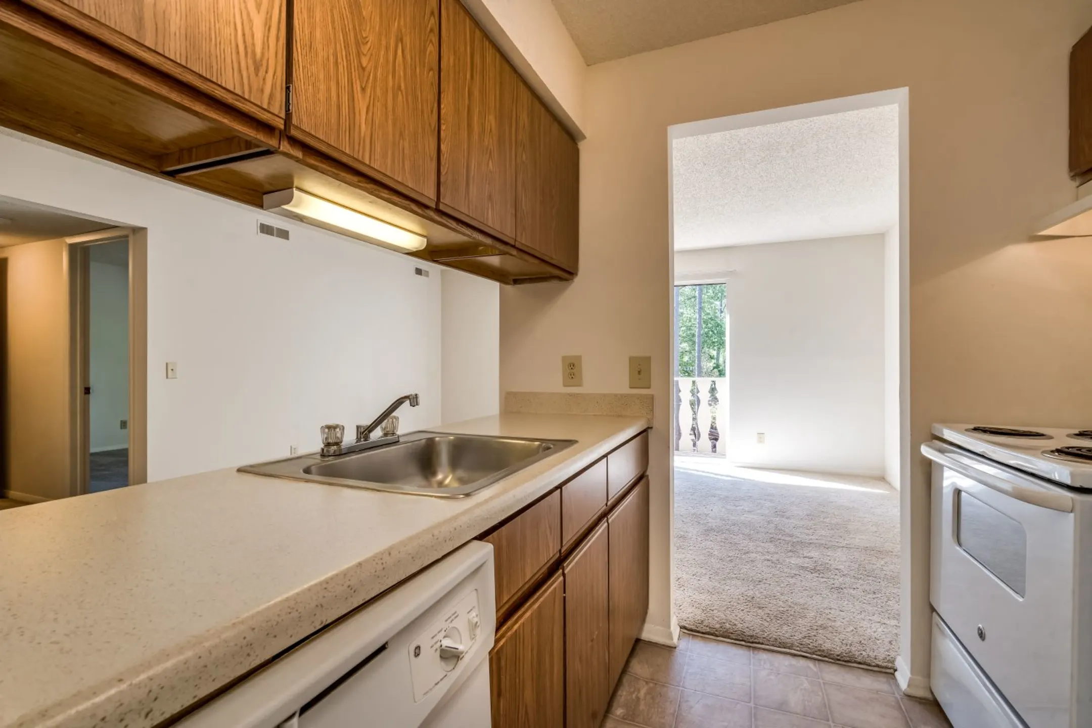 Kitchen - Brook Pines - Columbia, SC