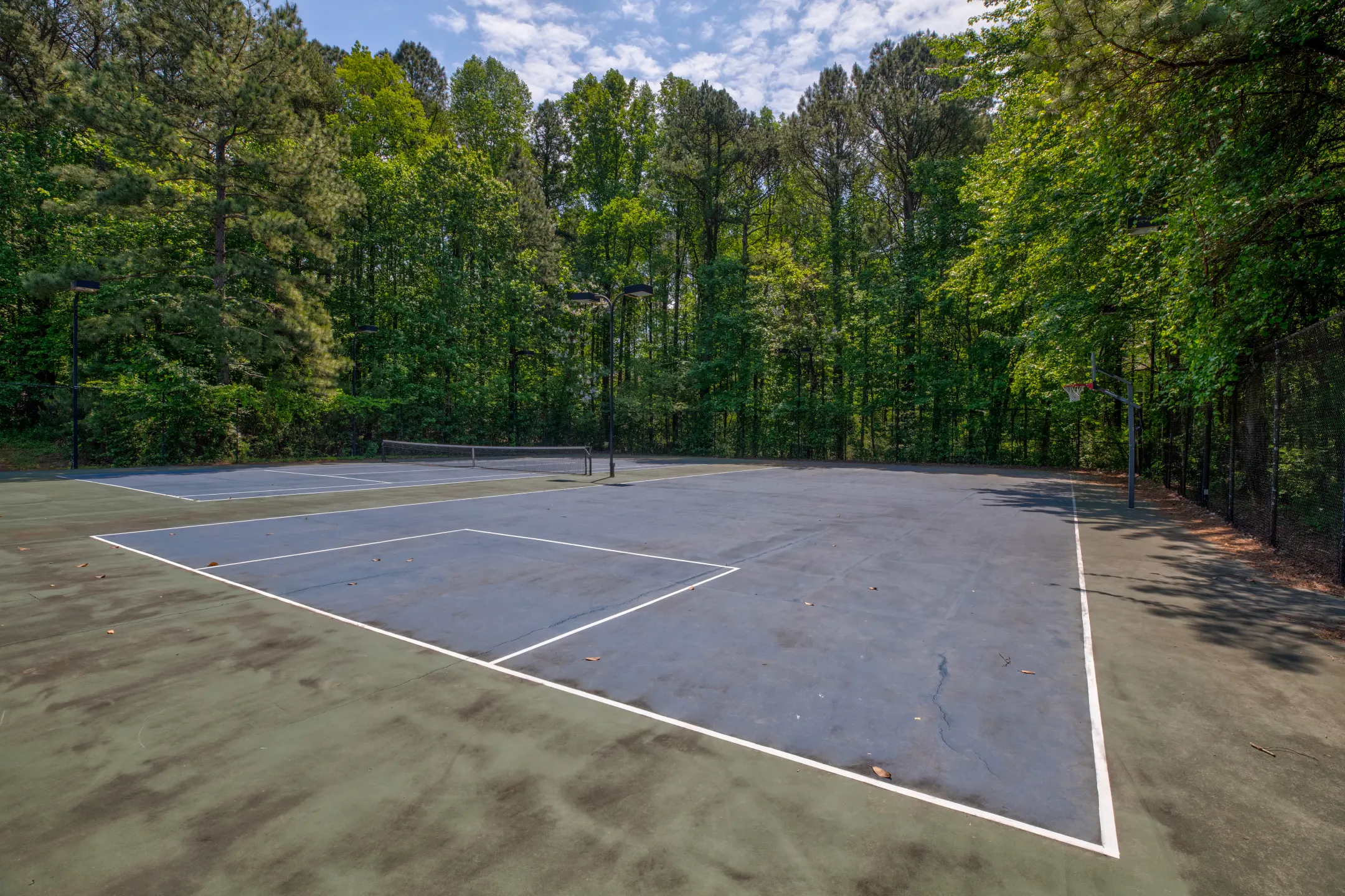 Landmark at Coventry Pointe Apartment Homes Apartments Lawrenceville