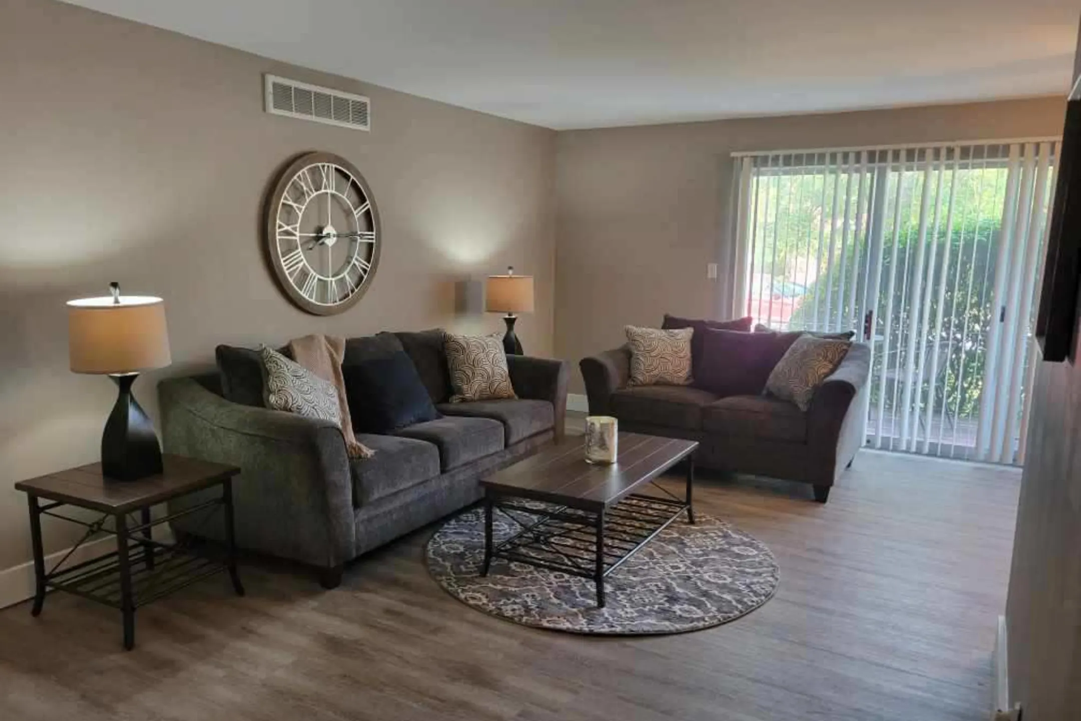 Carriage Hill 26322 Westphal St Dearborn Heights, MI Apartments for