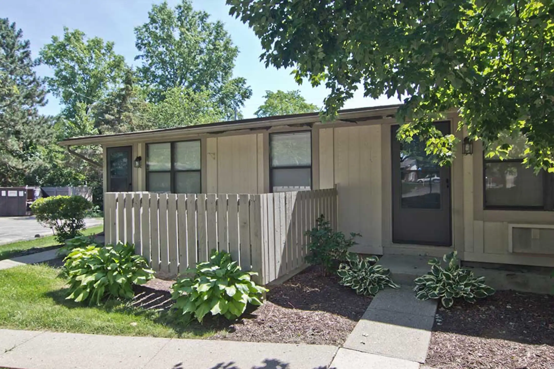 Ten56 Apartments Apartments Wooster, OH 44691