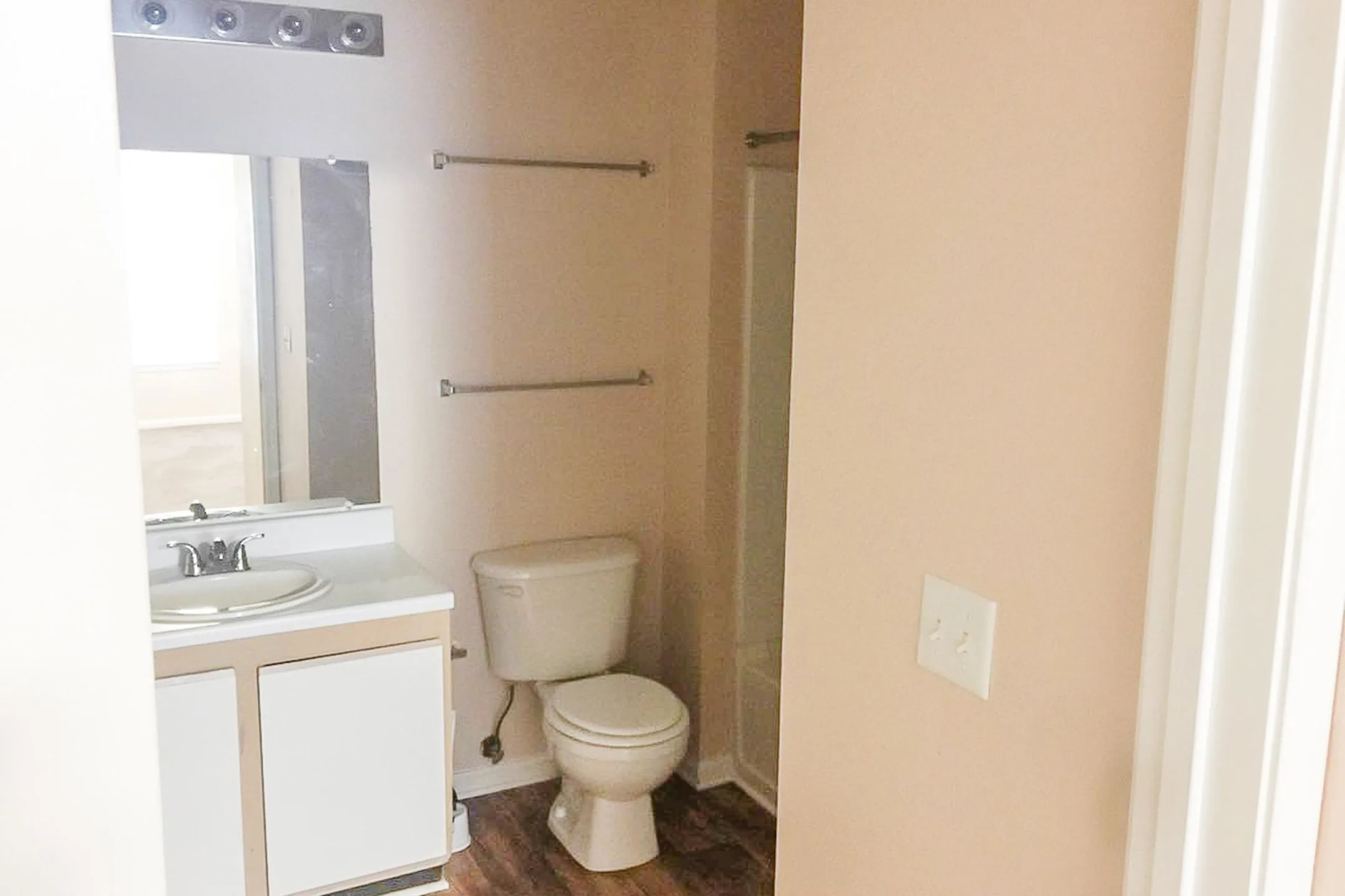 Madison Ridge Apartments 301 Madison Ridge Blvd Dickson, TN