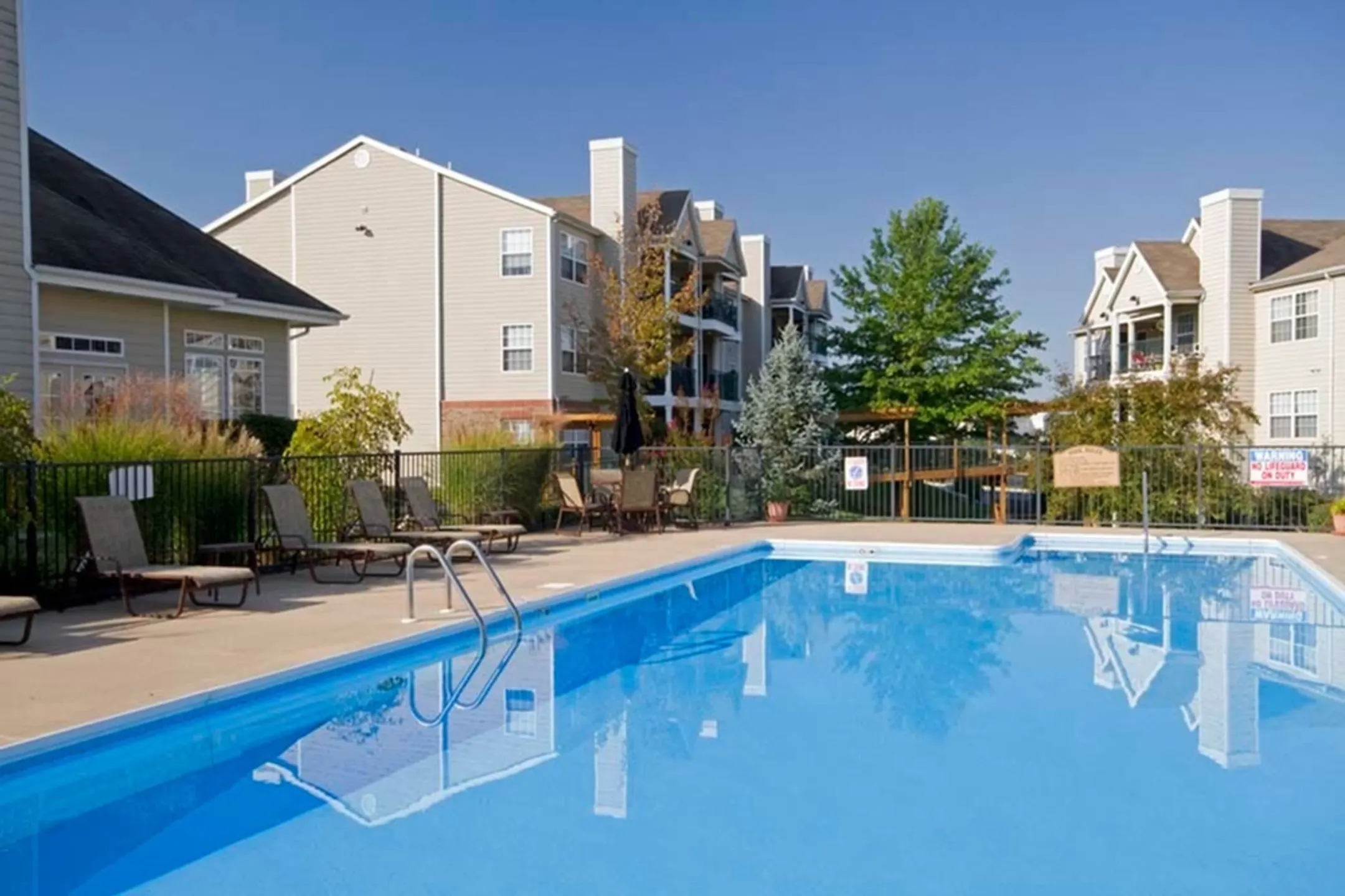 Cobblestone Village Apartments Springfield, MO 65804