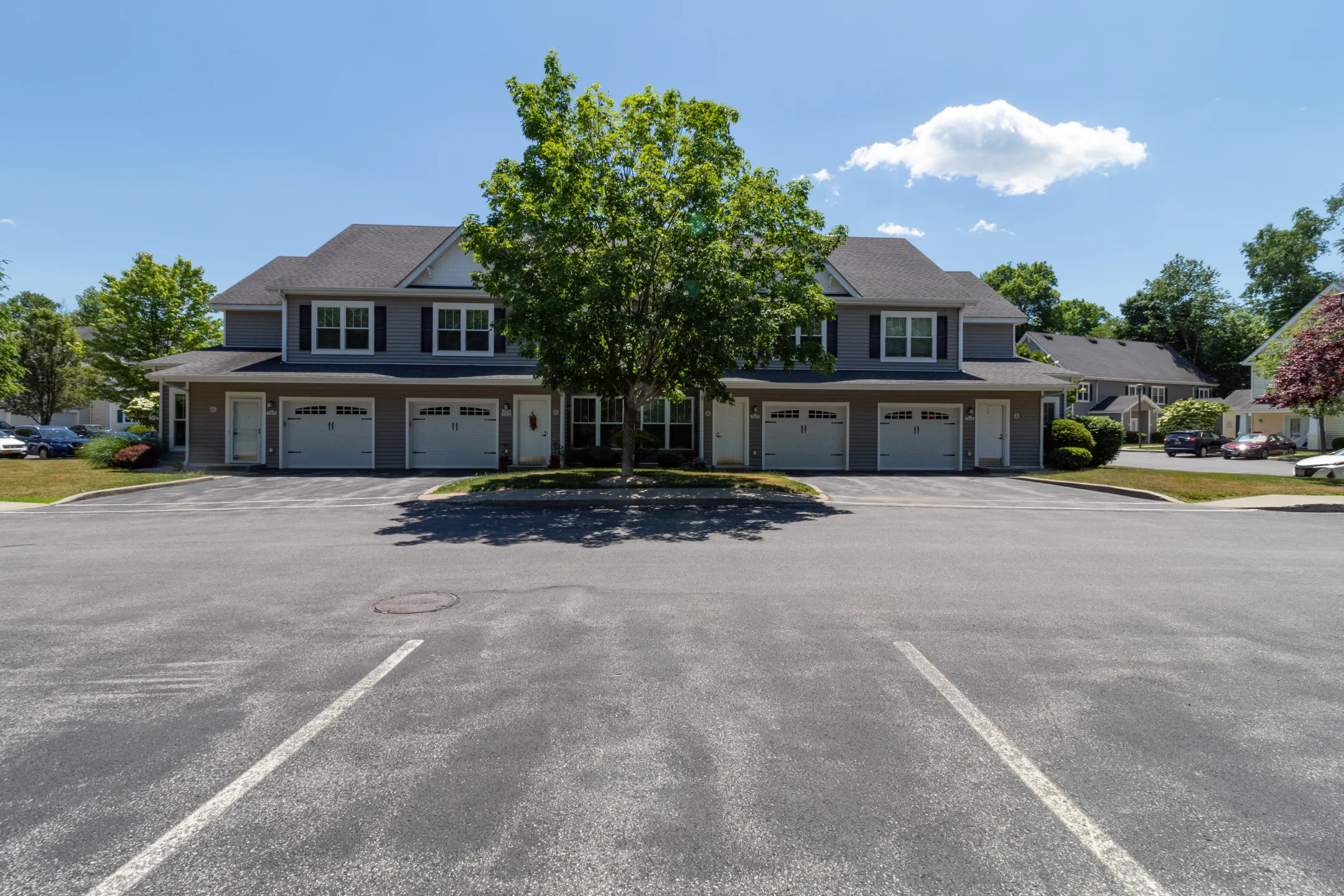 Brookside Meadows Apartments Pleasant Valley, NY 12569