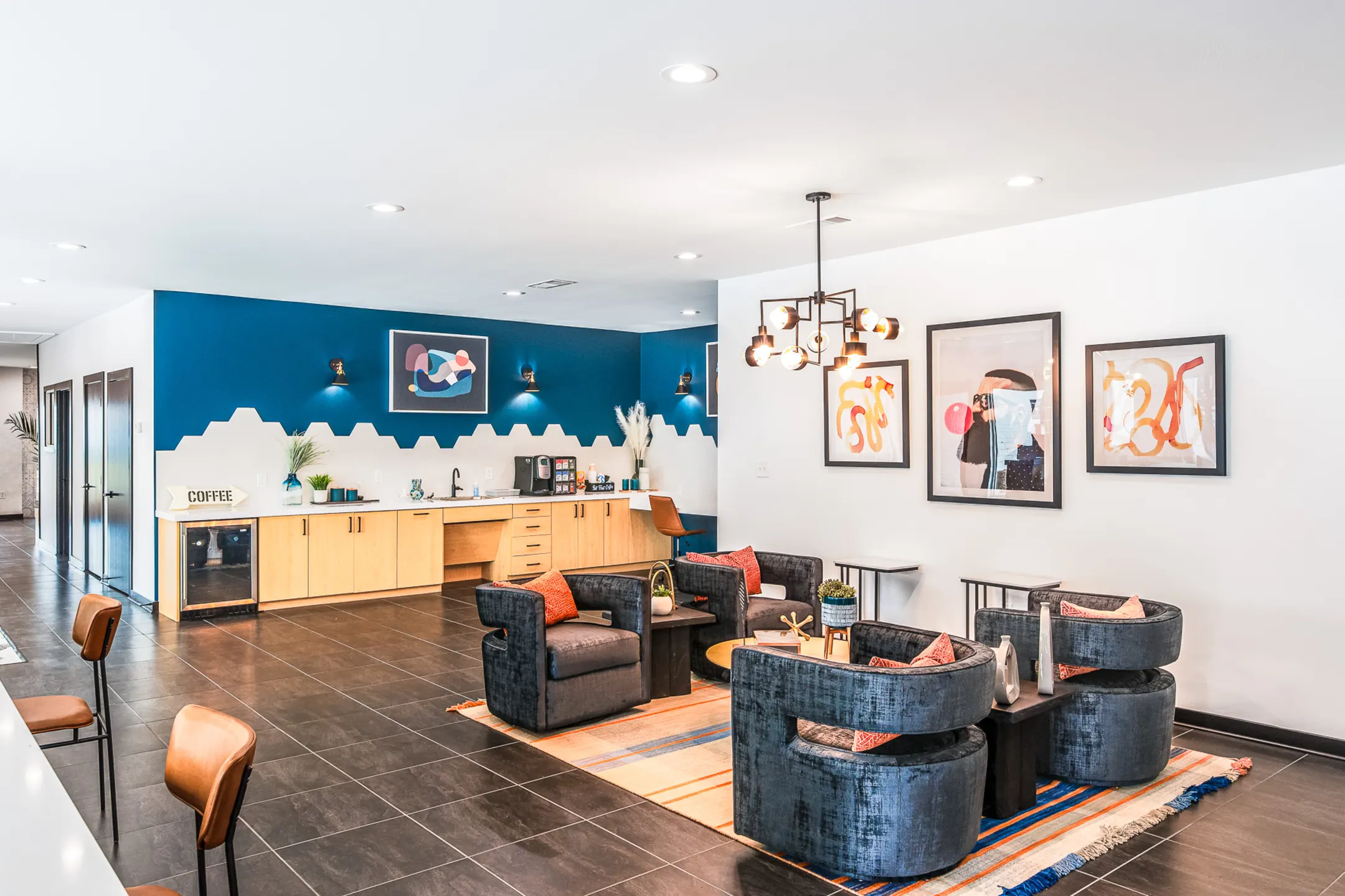 Living Room - Hawke Apartment Homes - Irving, TX