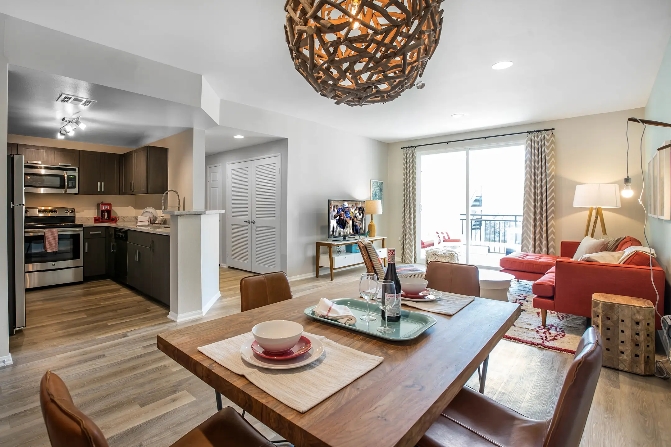 Serenade at Riverpark 700 Forest Park Blvd Oxnard, CA Apartments