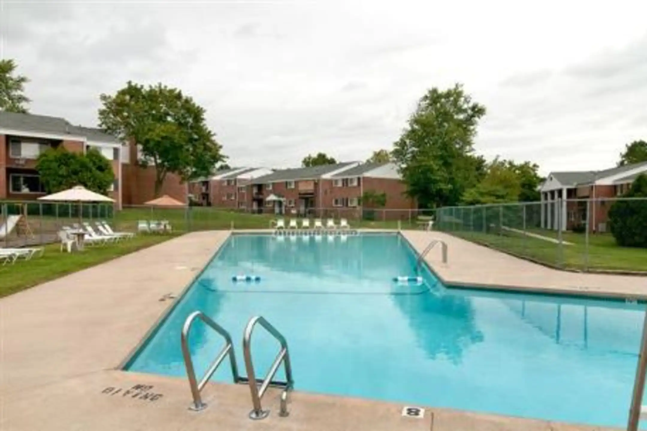 Sussex Square Apartments Apartments Plymouth Meeting, PA 19462