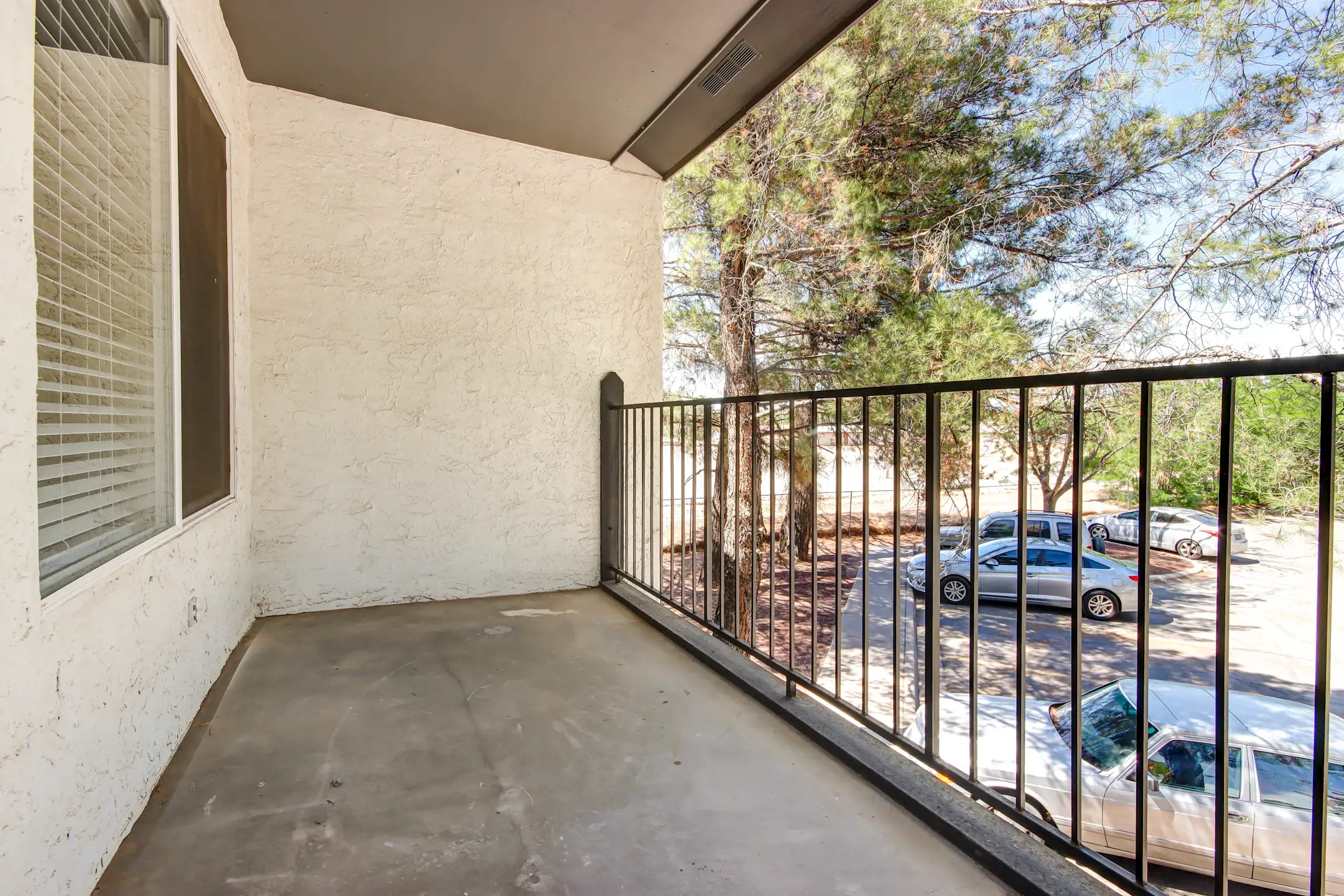 The Miranda 1155 N Miranda St Las Cruces, NM Apartments for Rent