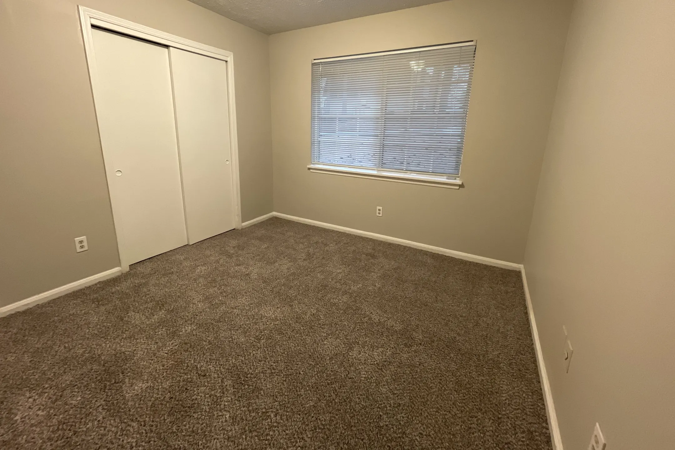 The Woods on Tara 6726 Tara Blvd Jonesboro, GA Apartments for Rent