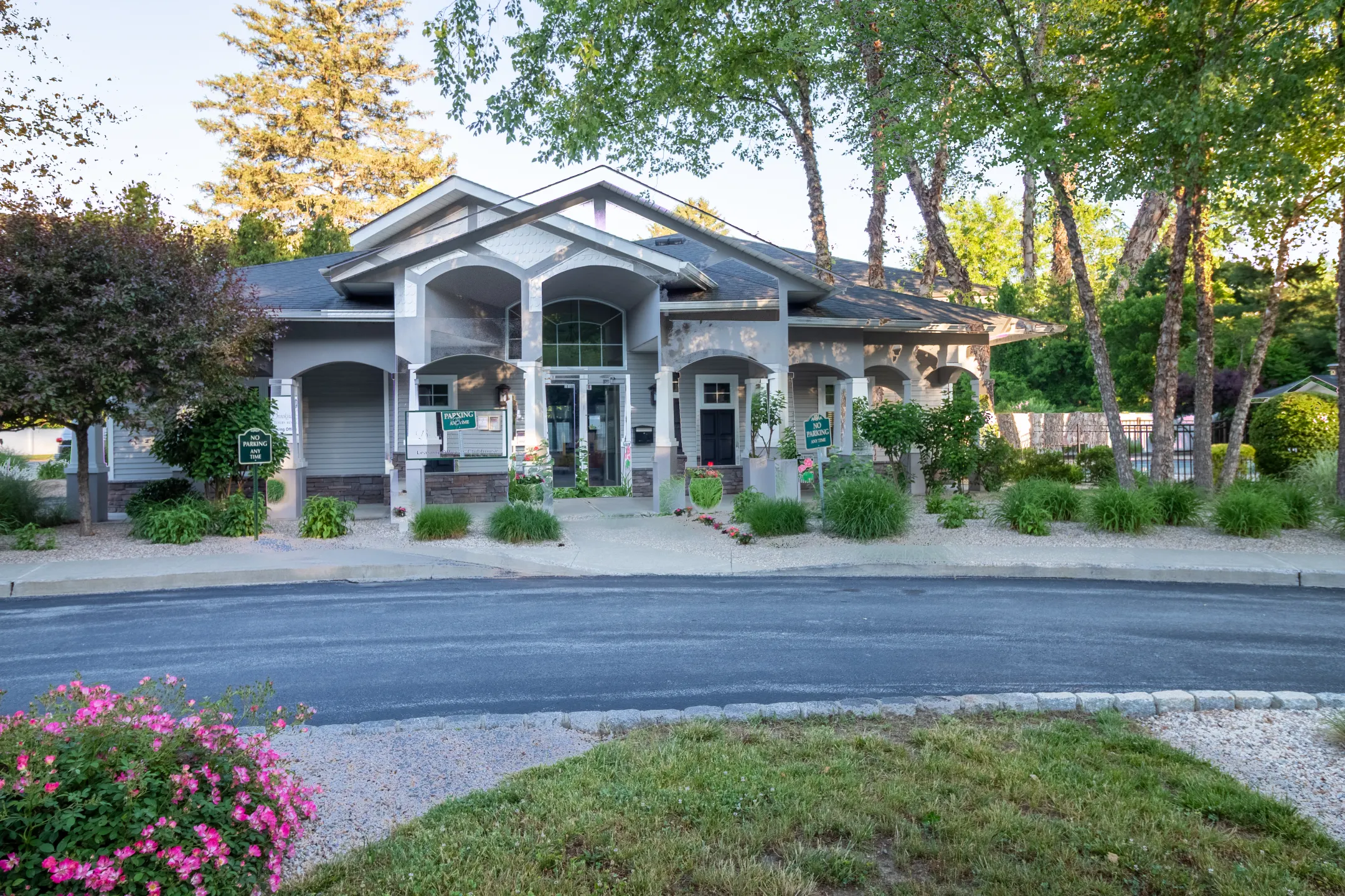 Brookside Meadows Apartments Pleasant Valley, NY 12569