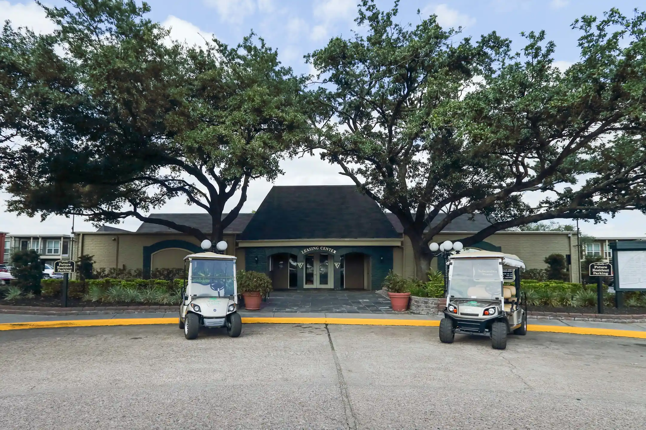 Building - Willow Creek - Houston, TX