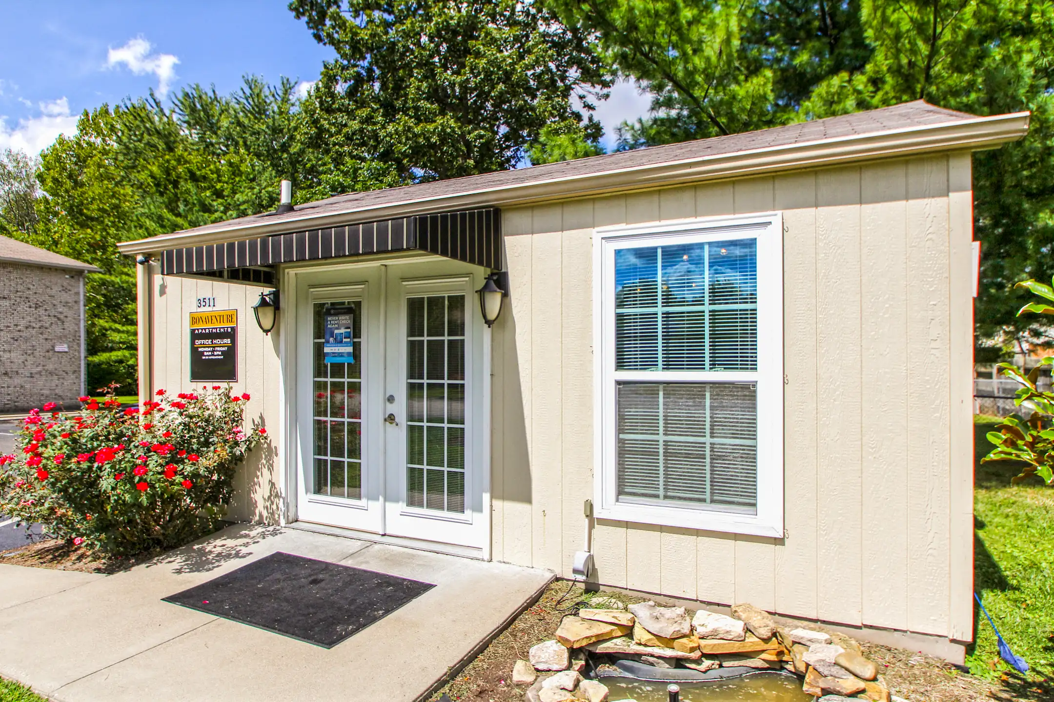 Bonaventure Place 3511 Bonaventure Blvd Louisville, KY Apartments