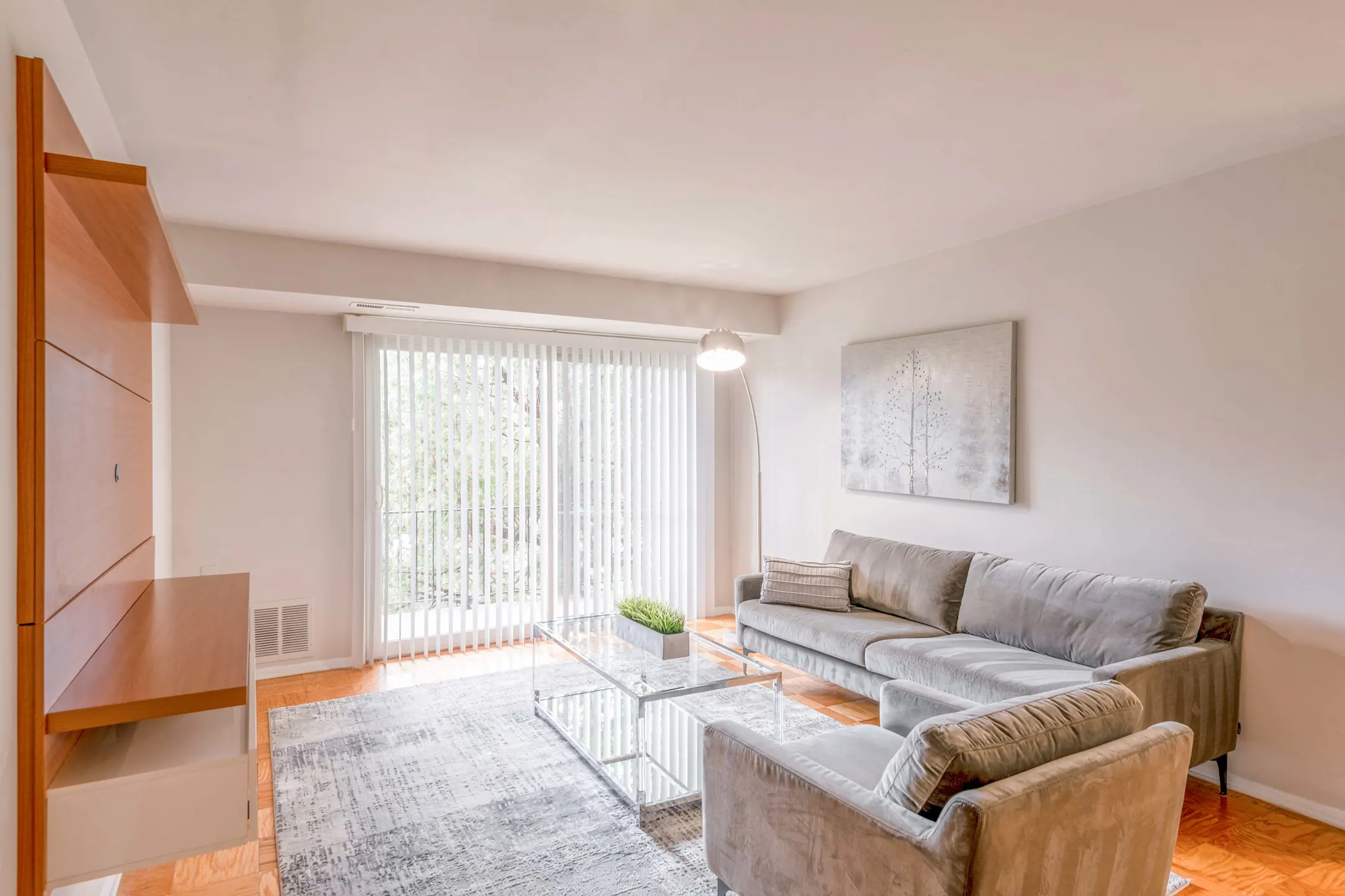 Milbrook Park Apartments 6808 Millbrook Park Dr Baltimore, MD