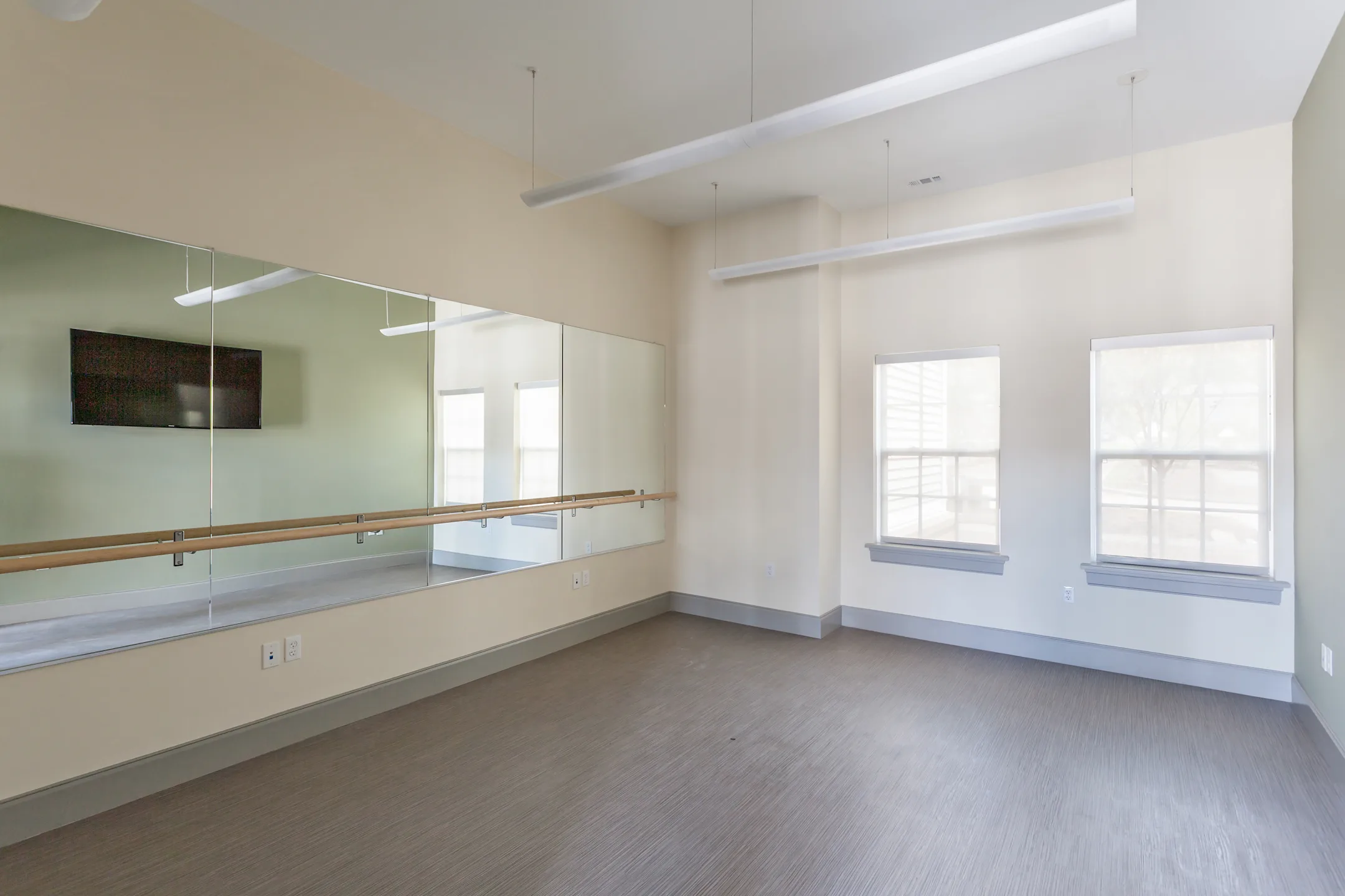 Residences at Steele Road Apartments West Hartford, CT 06117