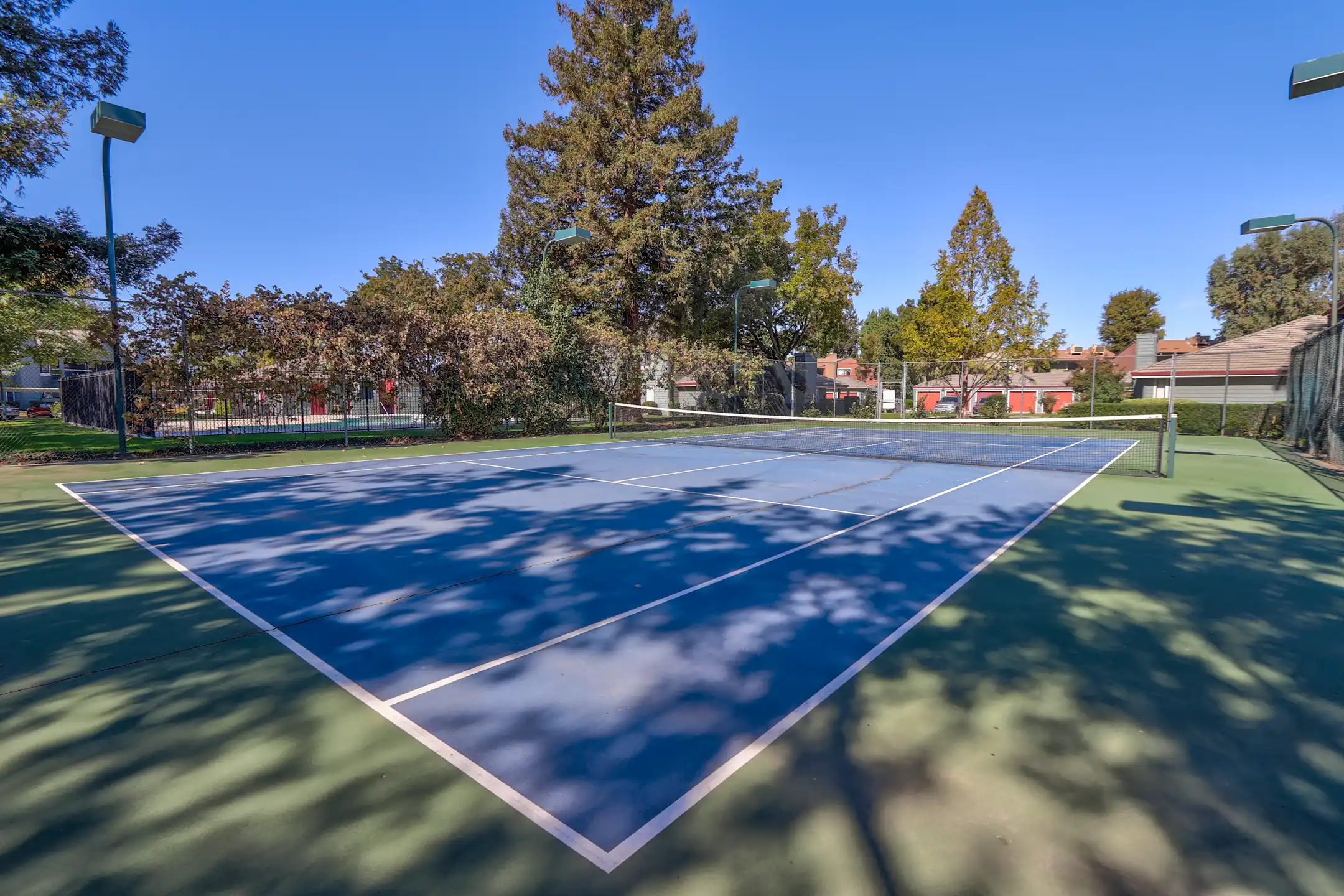 Lakeshore Meadows Apartments Lodi, CA 95242