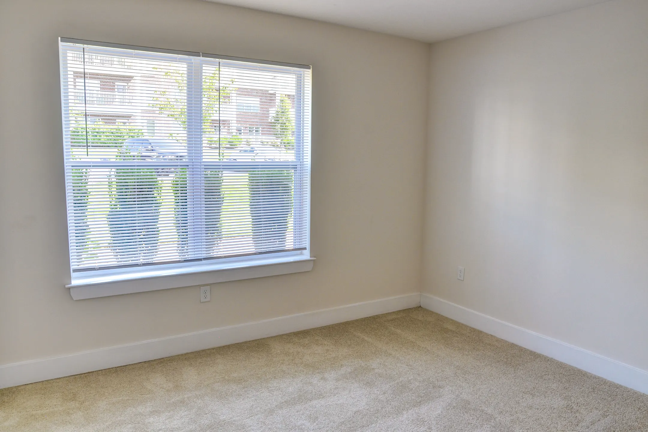 Bedroom - Kettle Point - East Providence, RI