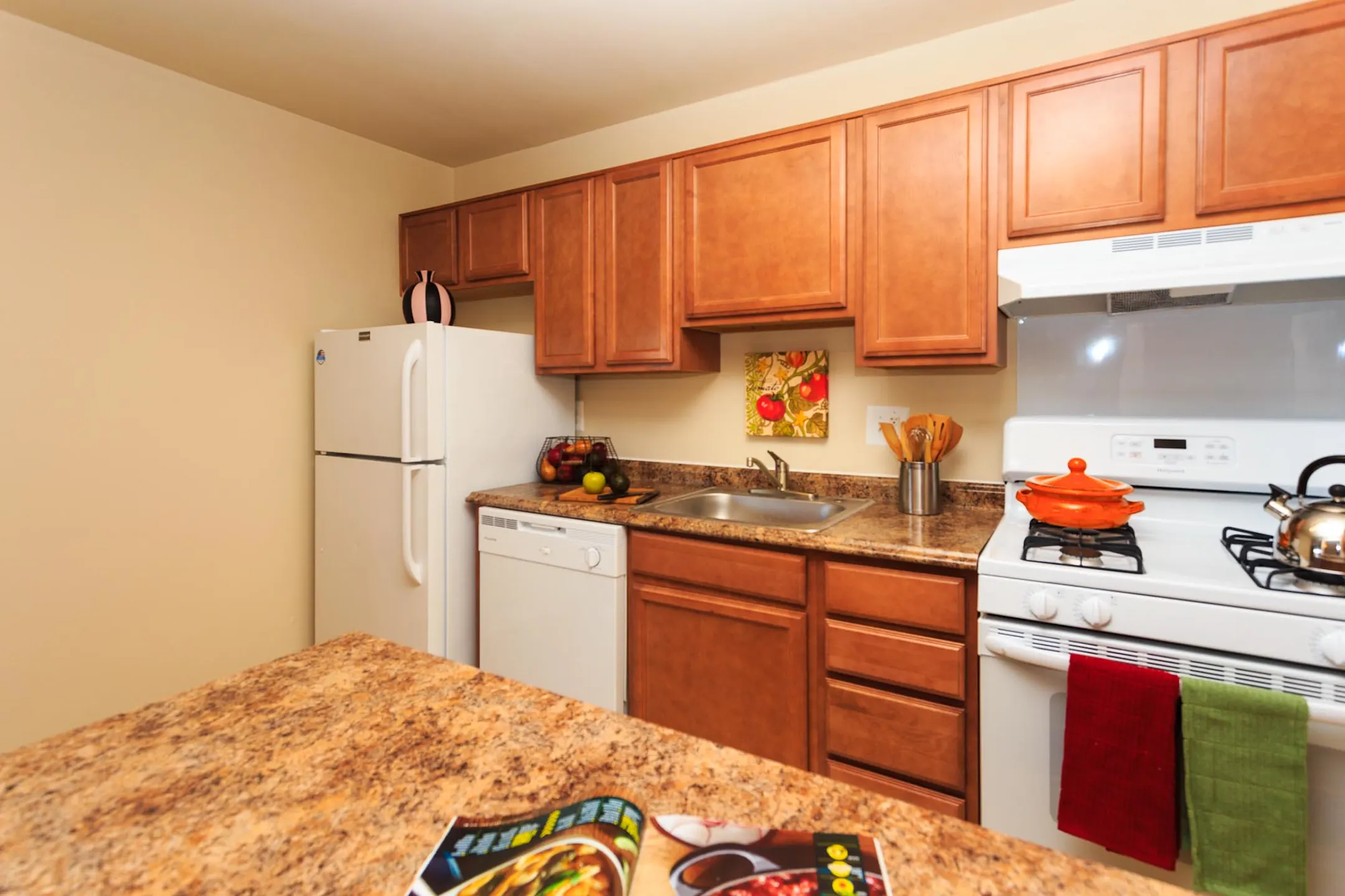 Penn Mar Apartments 3747 Donnell Dr District Heights, MD Apartments