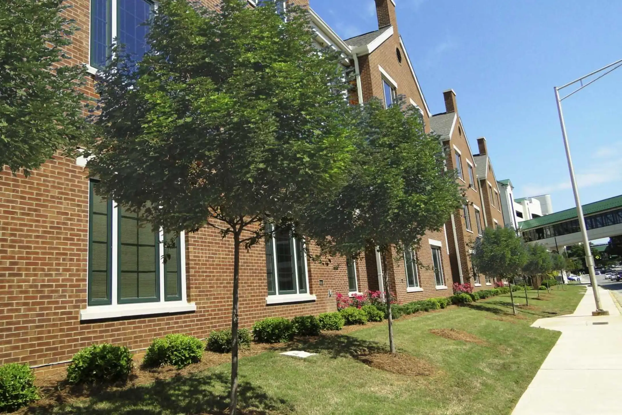 Building - Gateway Place - Huntsville, AL