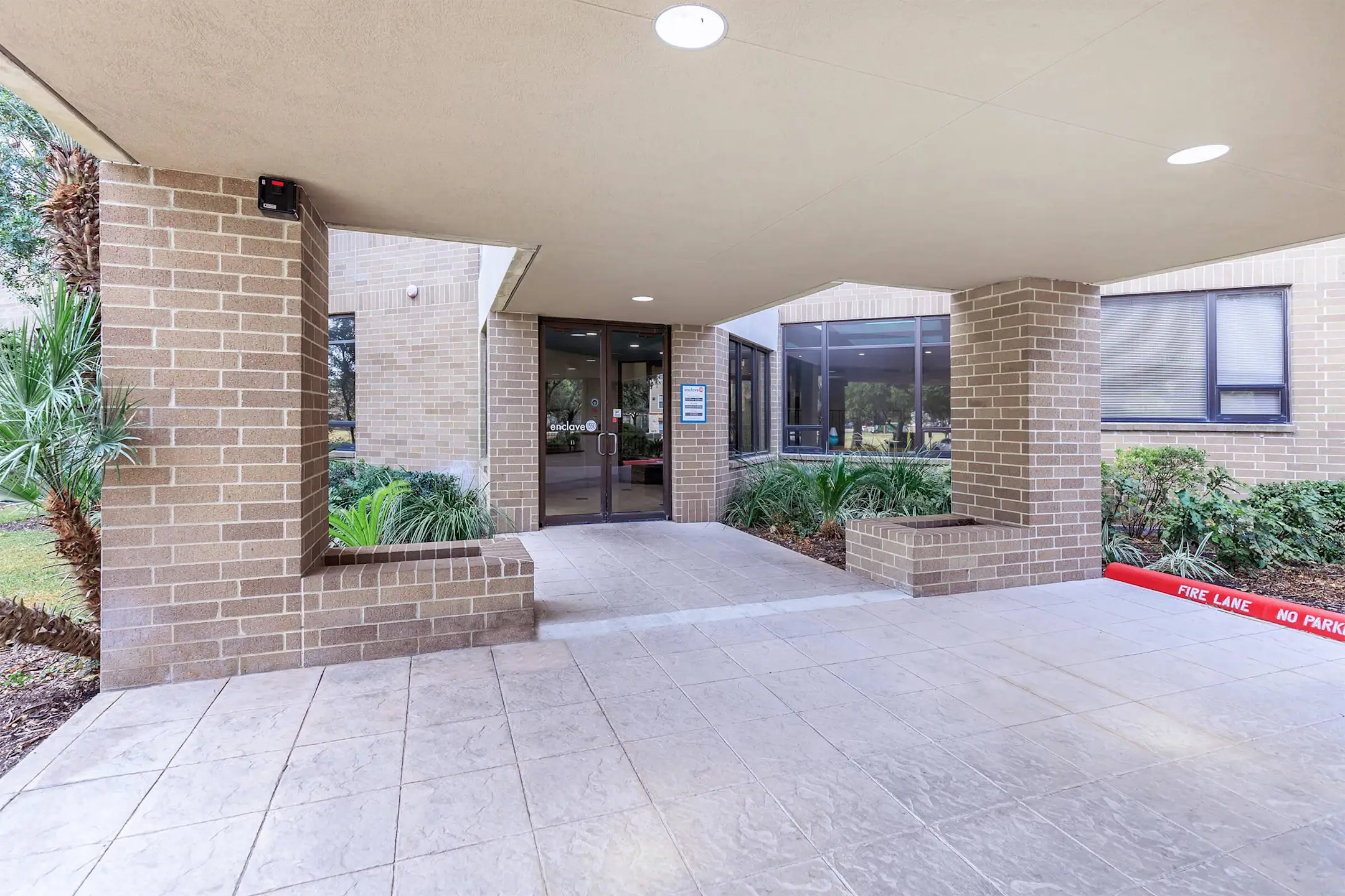 Patio / Deck - The Enclave At 1550 - San Antonio, TX