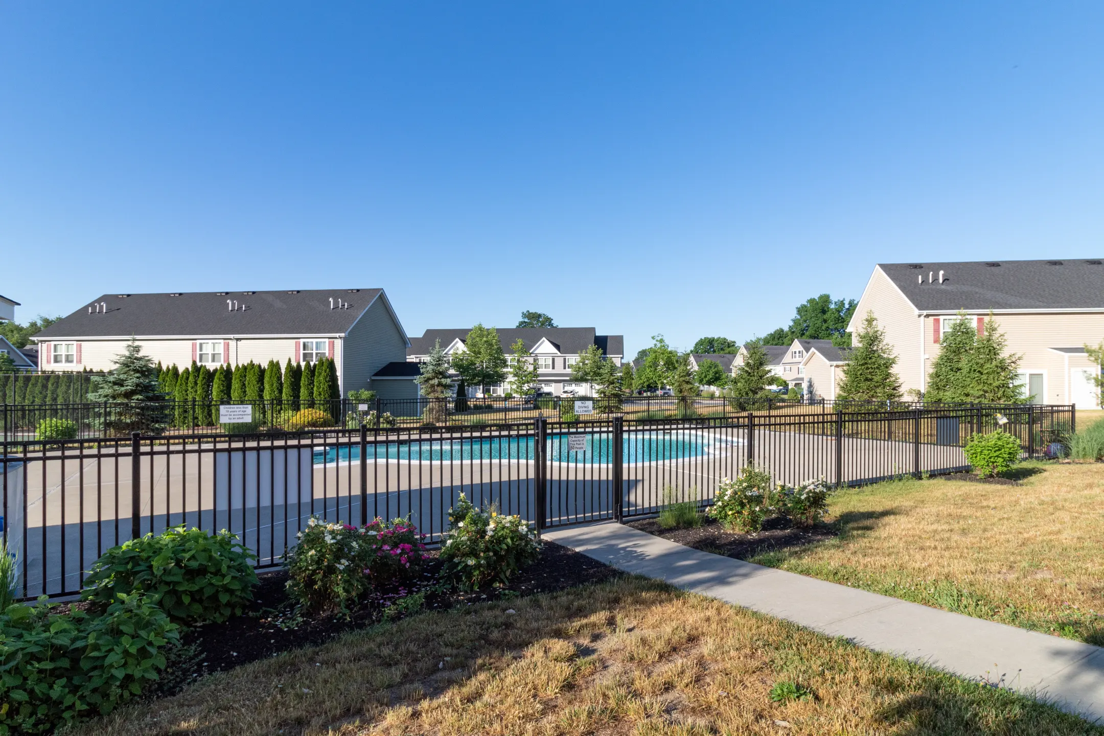 Brookside Meadows 10100 Brookside Rd Pleasant Valley, NY Apartments