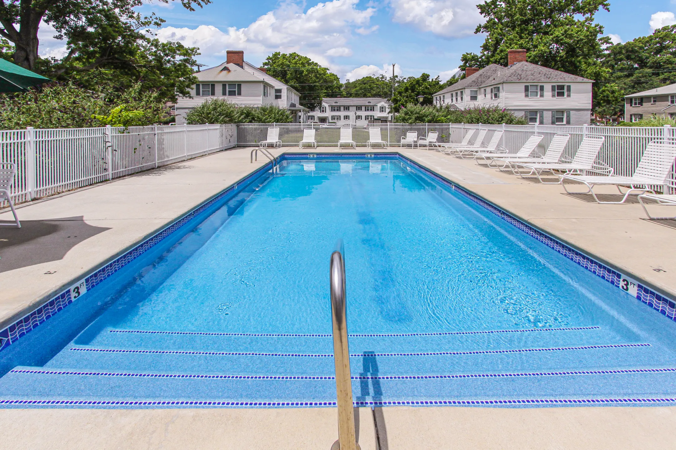 Sterling Oaks Apartments Norfolk, VA 23505