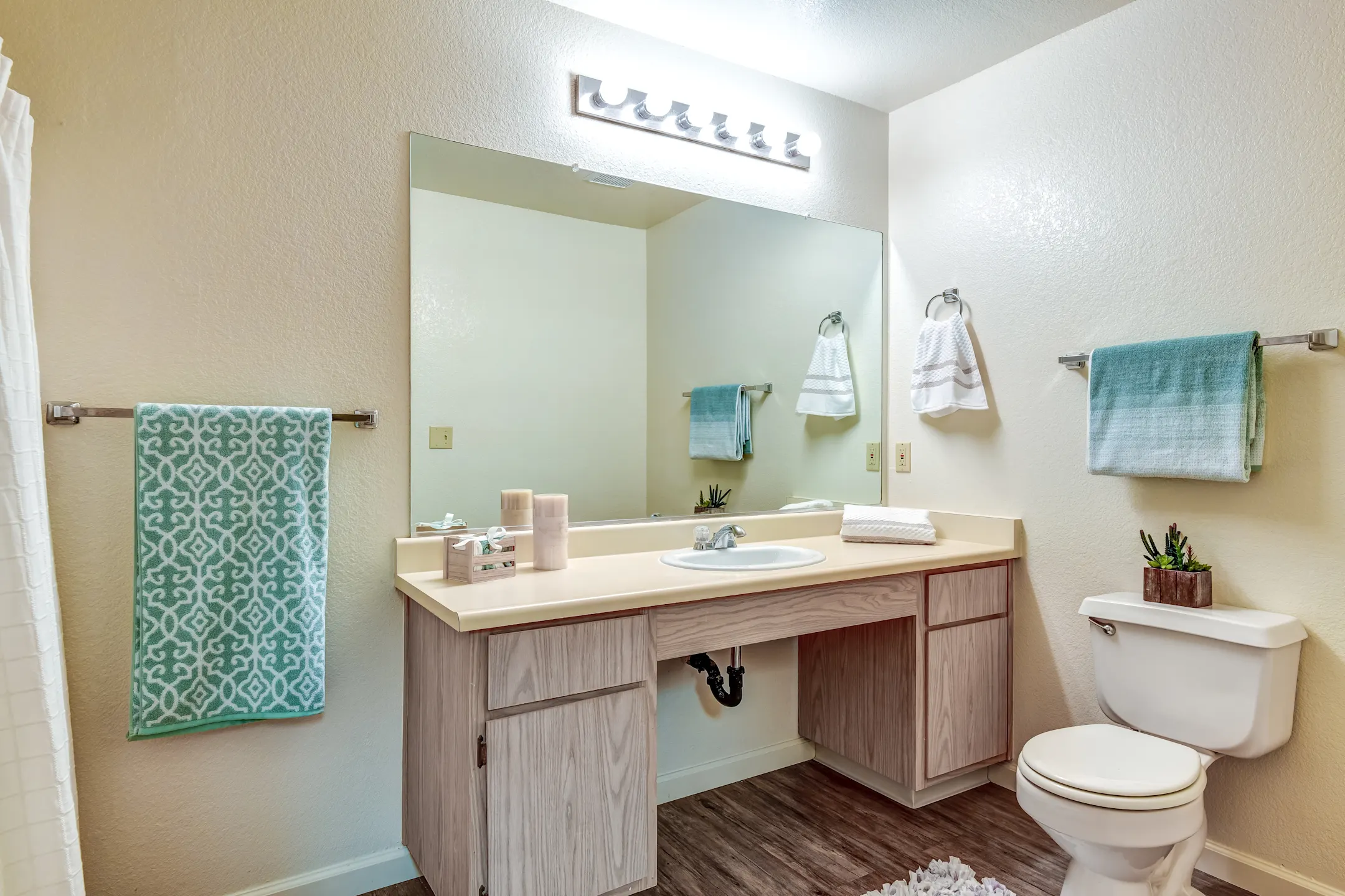 Azure Apartments 3600 Elverta Rd Antelope, CA Apartments for Rent