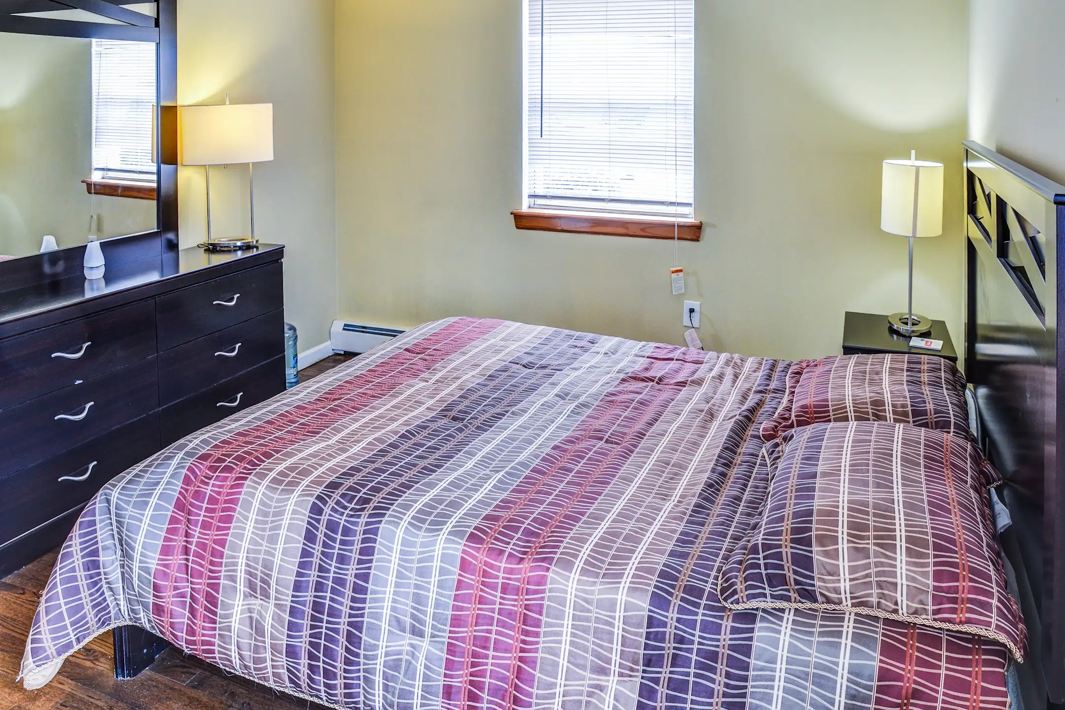 Carteret Gardens 33 Wedgewood Dr Carteret, NJ Apartments for Rent