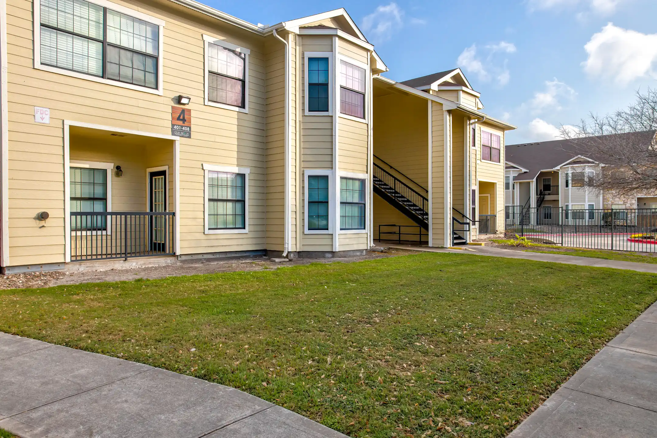Building - Gulf Breeze - Corpus Christi, TX